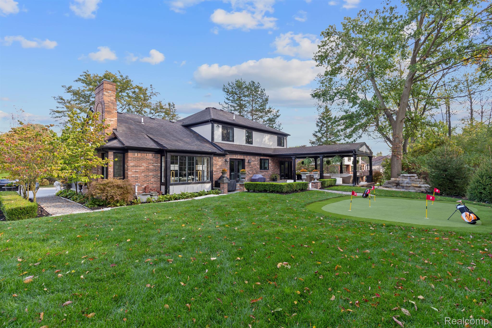 2599 MUNSTER Road