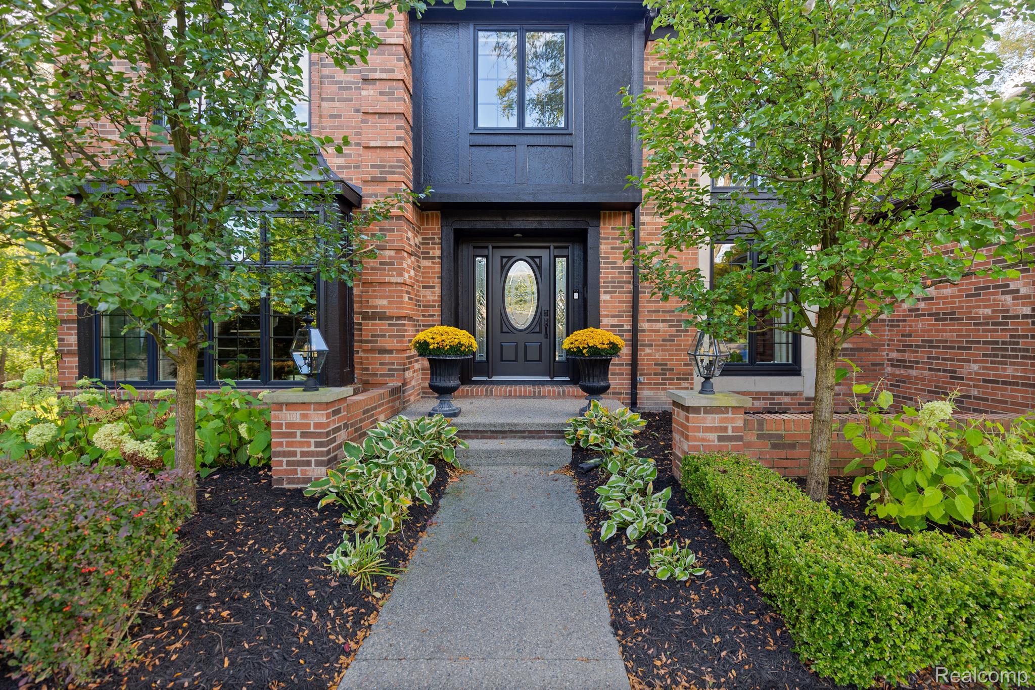2599 MUNSTER Road