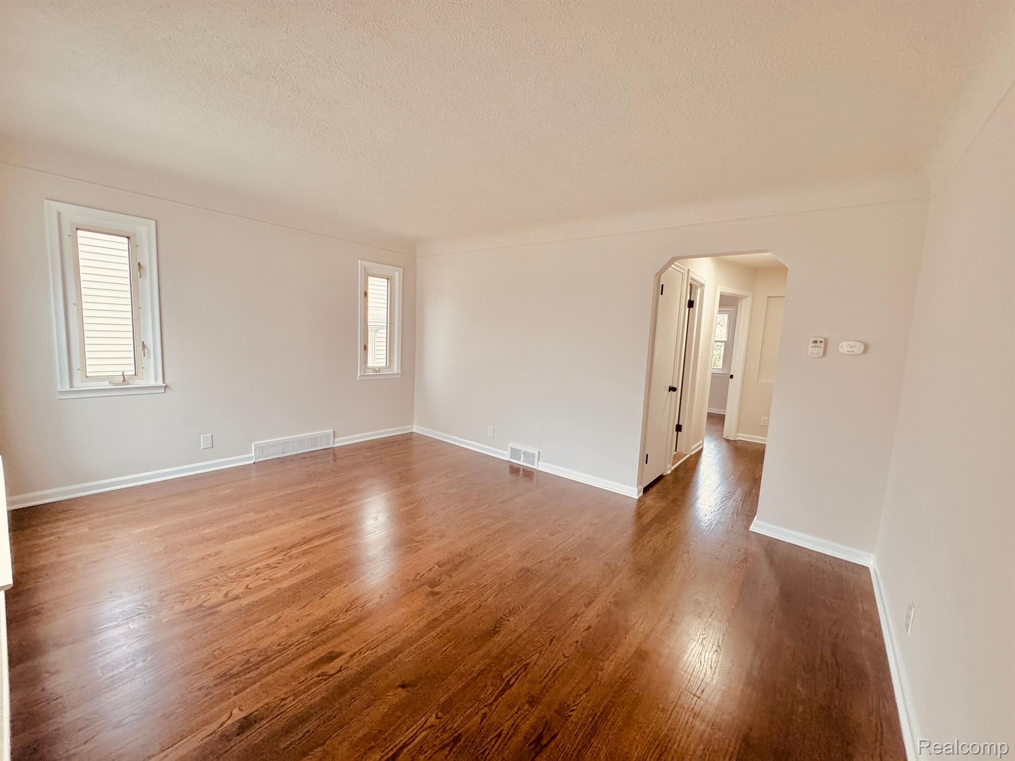 14141 LONGTIN Street