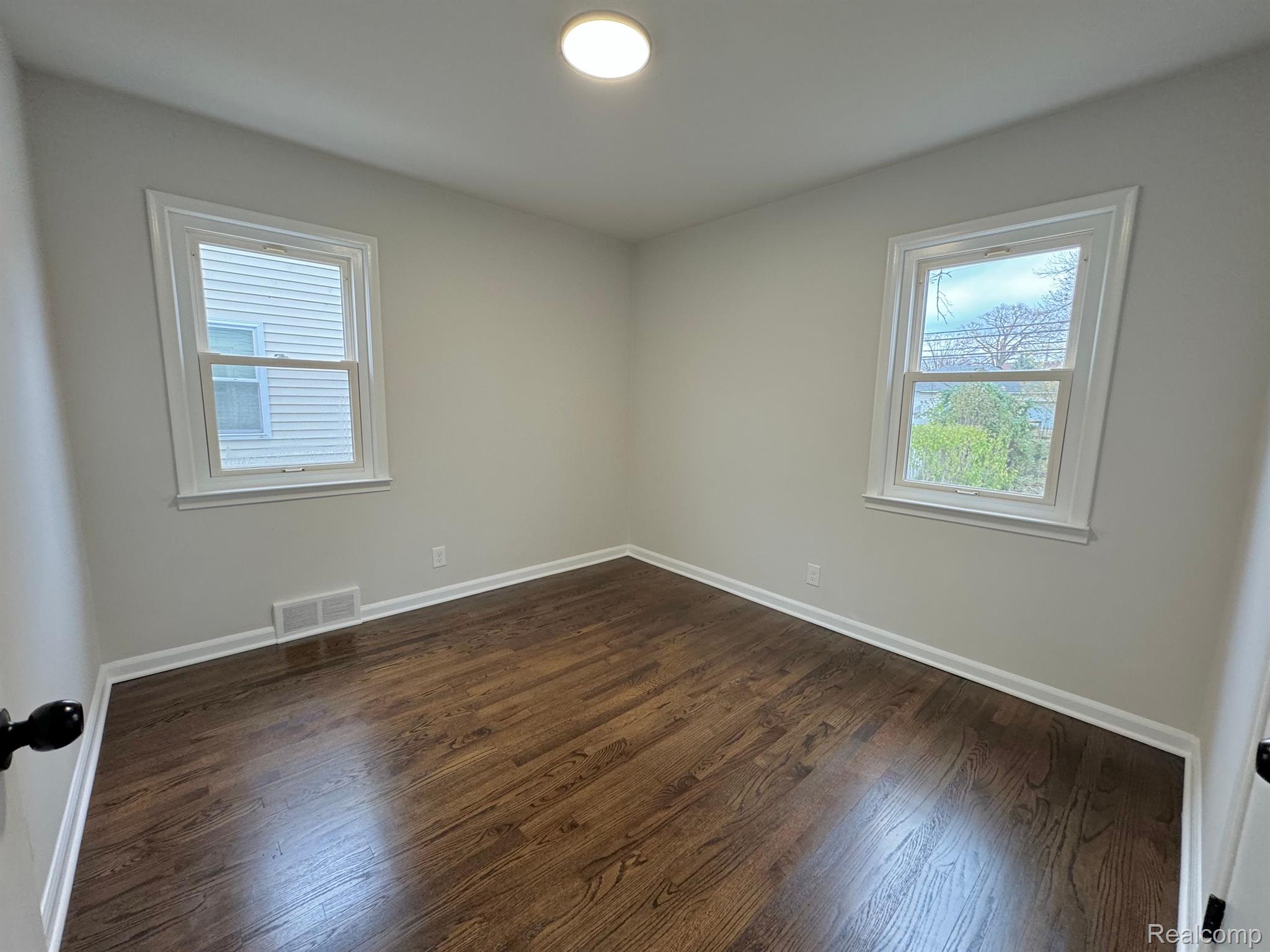 14141 LONGTIN Street