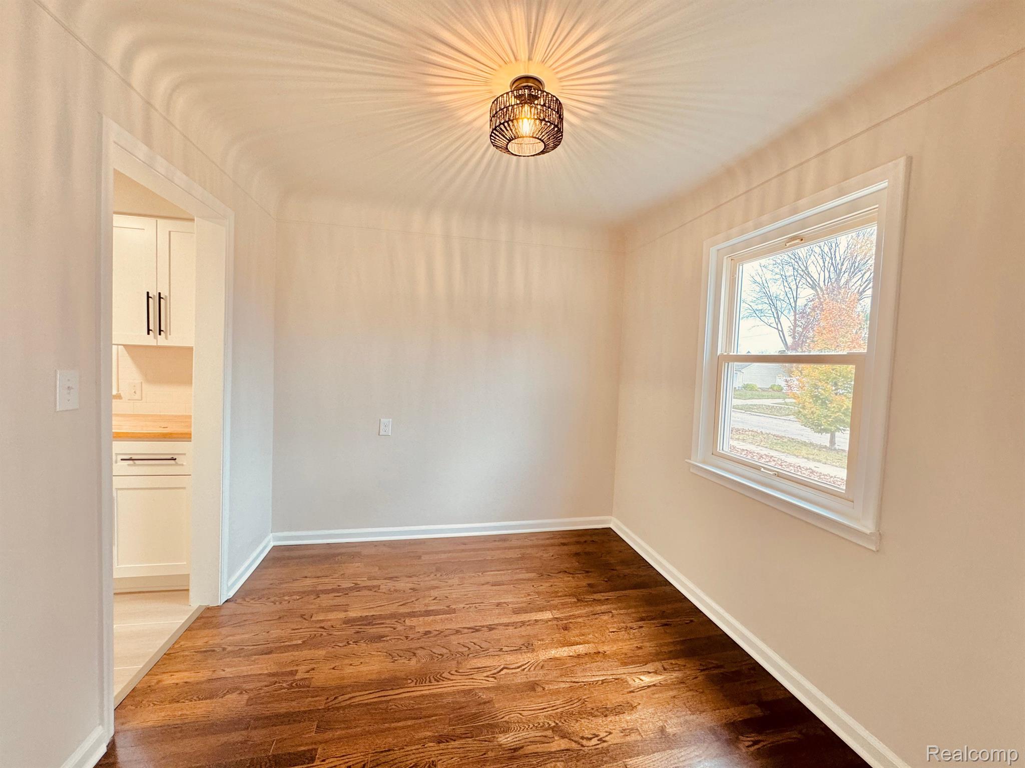 14141 LONGTIN Street