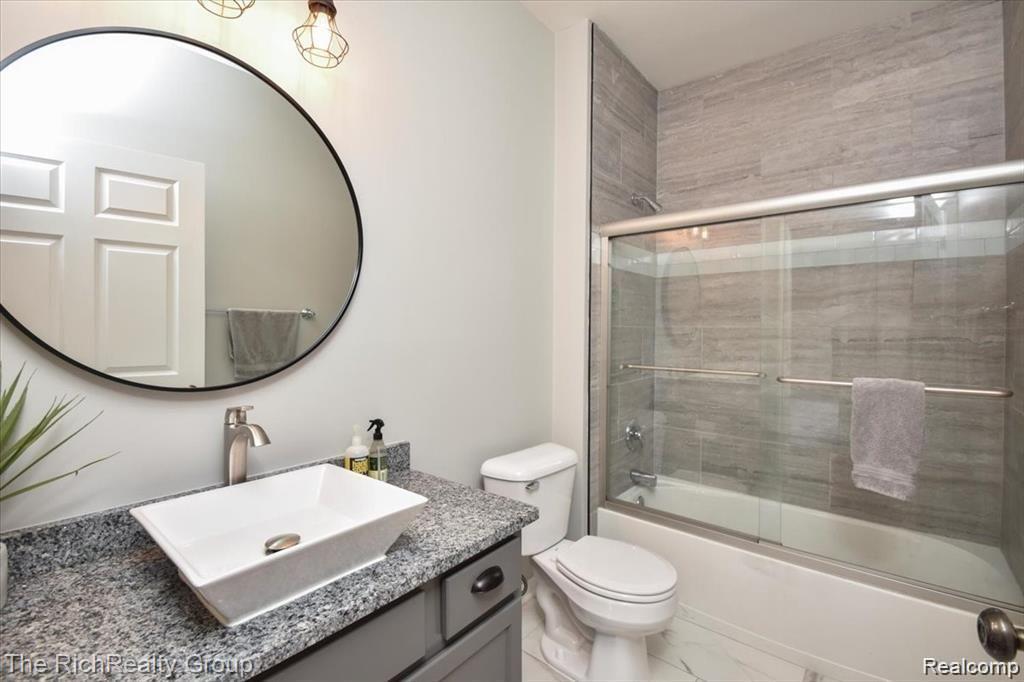 330 RED RYDER Drive 43