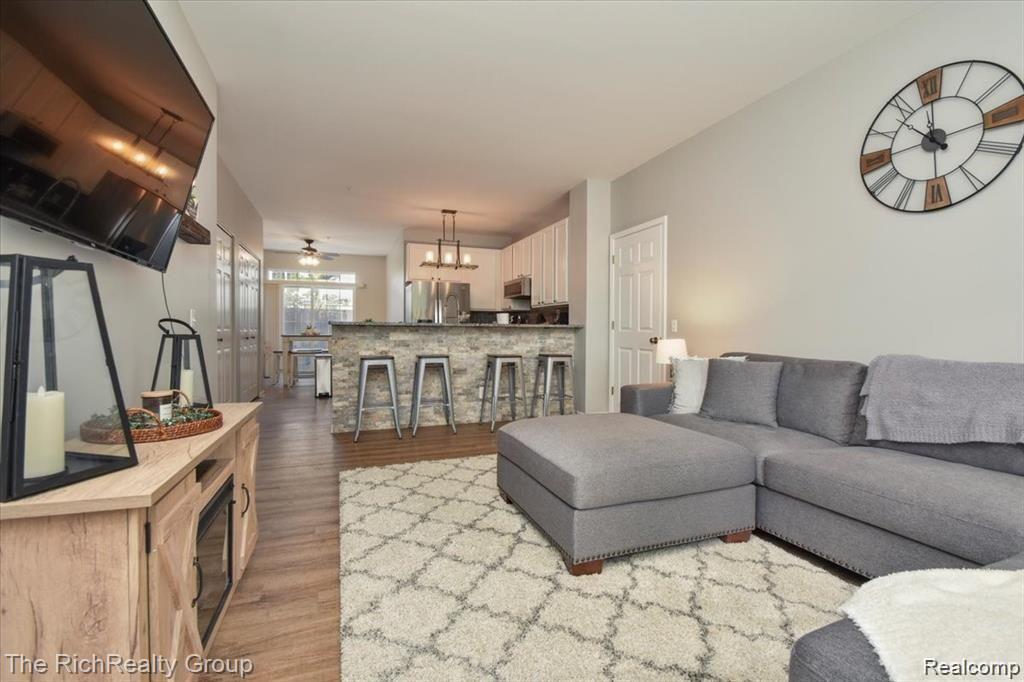 330 RED RYDER Drive 43