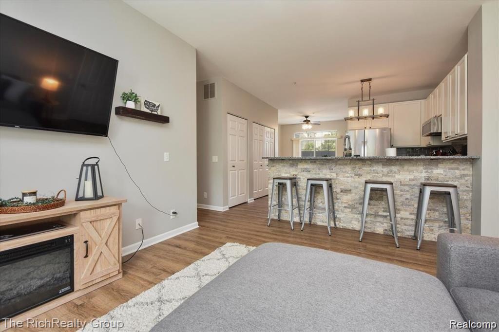 330 RED RYDER Drive 43