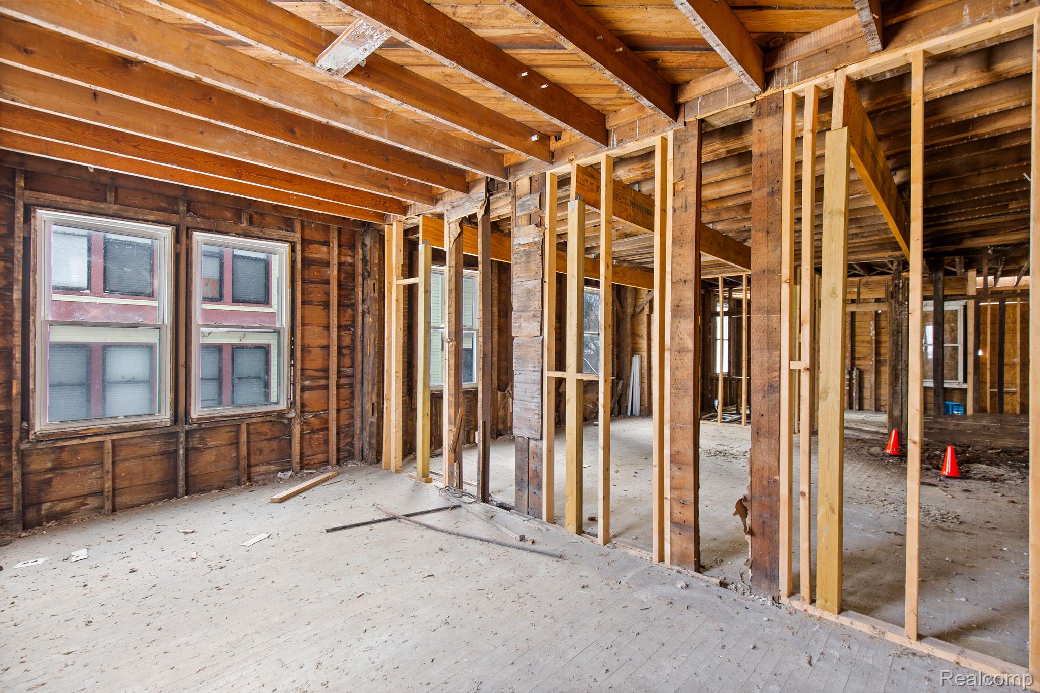 258 ORCHARD LAKE Road