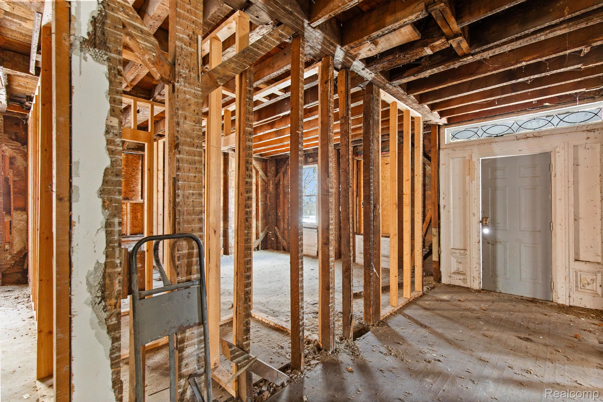 258 ORCHARD LAKE Road