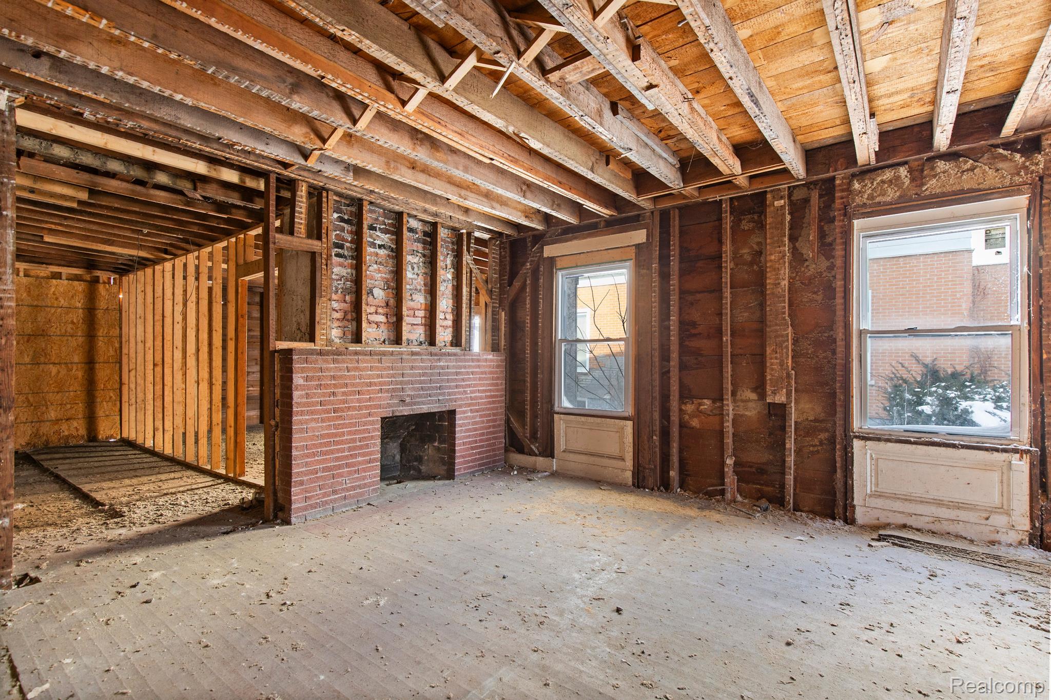 258 ORCHARD LAKE Road