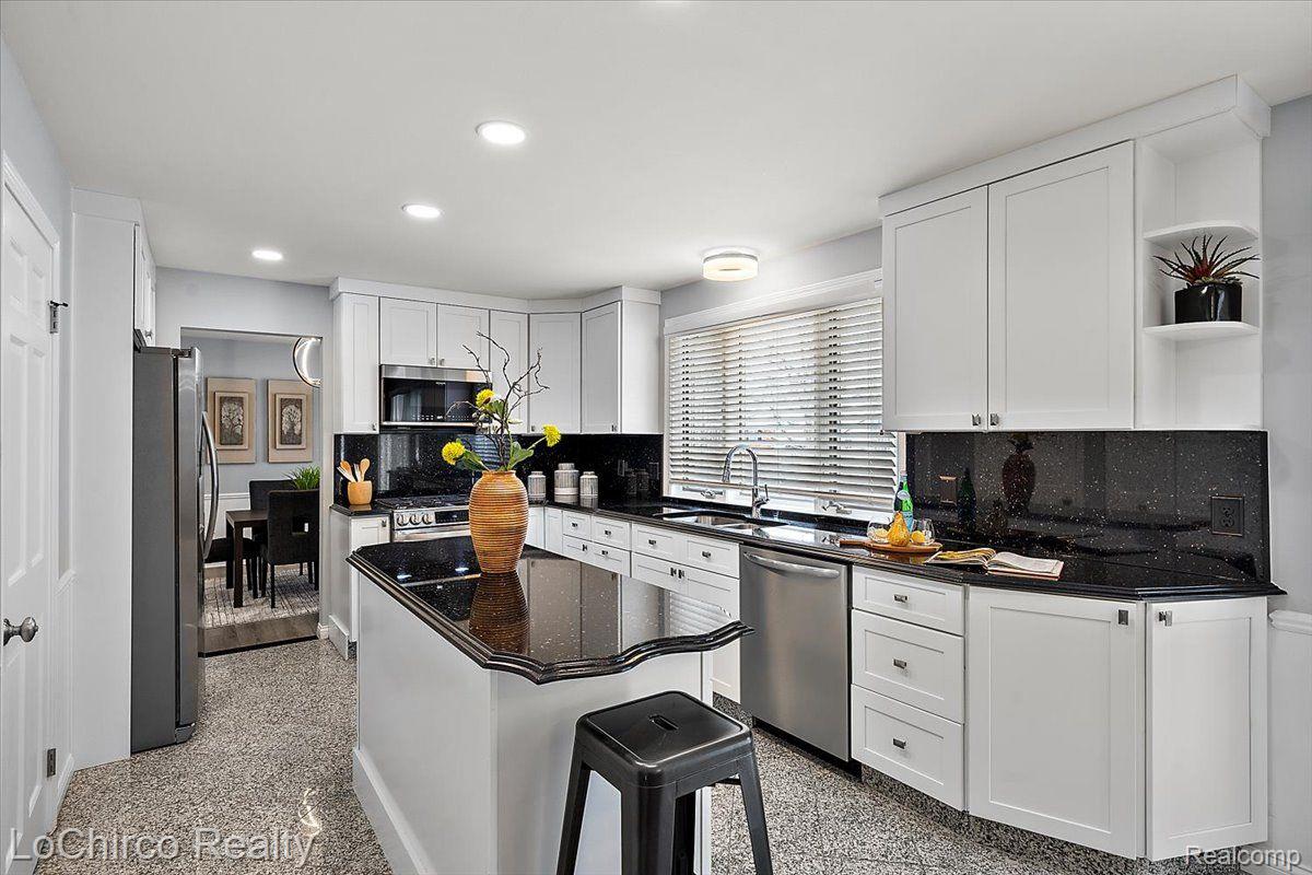 3495 MACNICHOL Trail