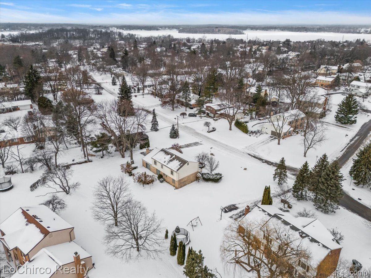 3495 MACNICHOL Trail