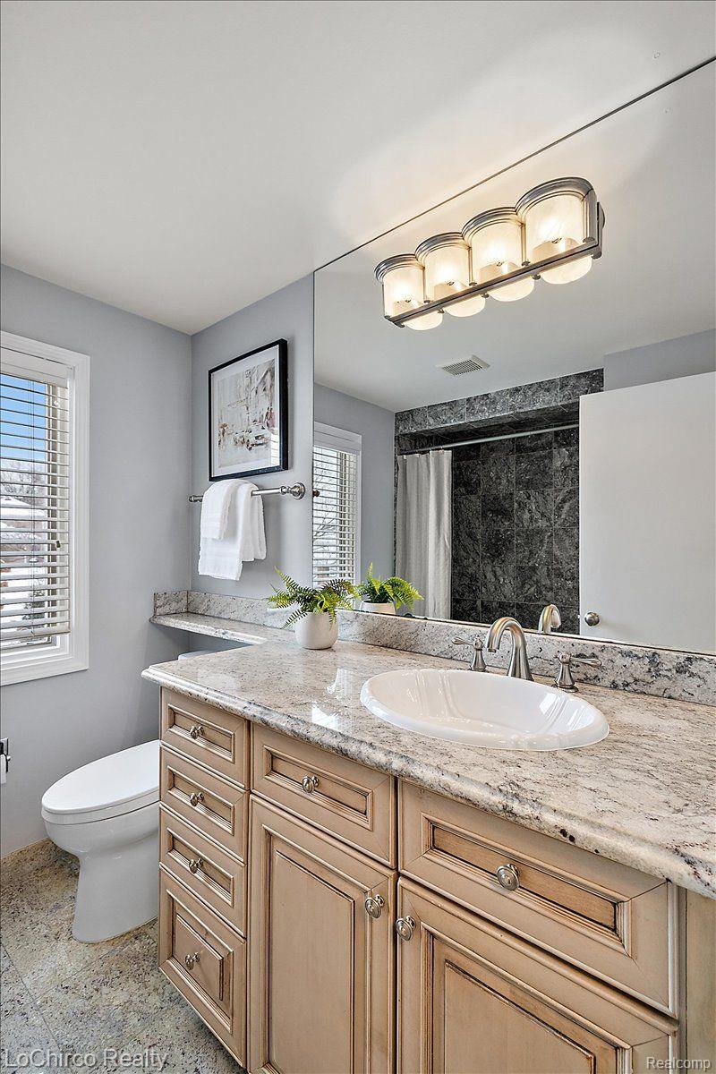 3495 MACNICHOL Trail