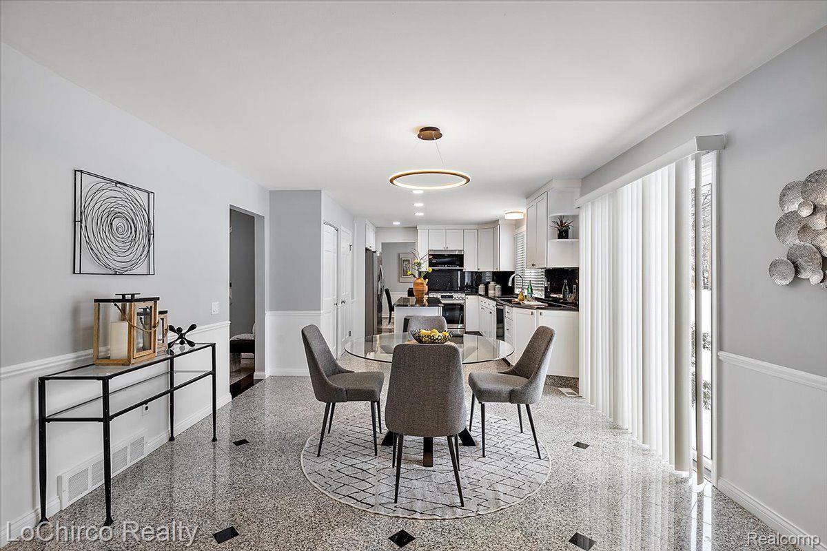 3495 MACNICHOL Trail