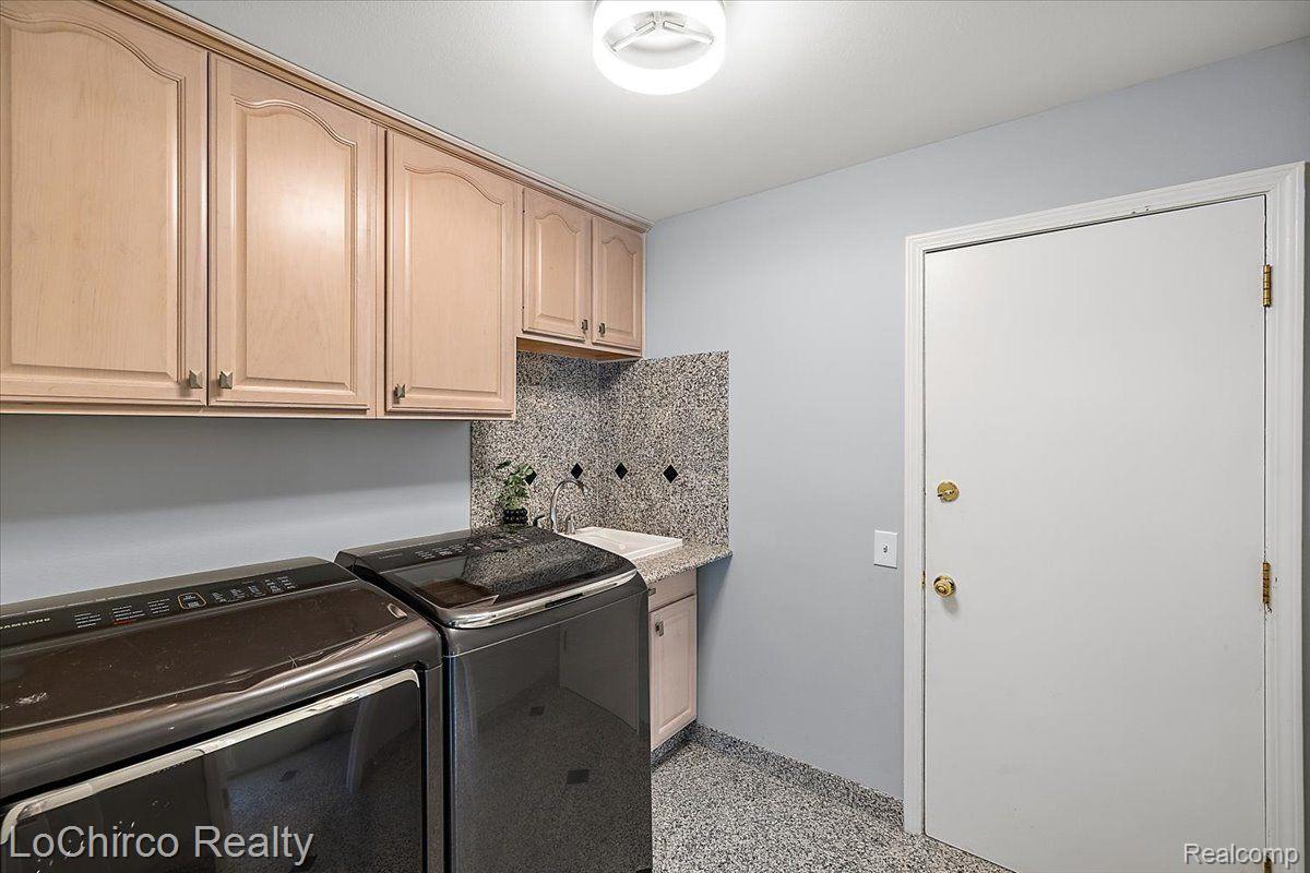 3495 MACNICHOL Trail