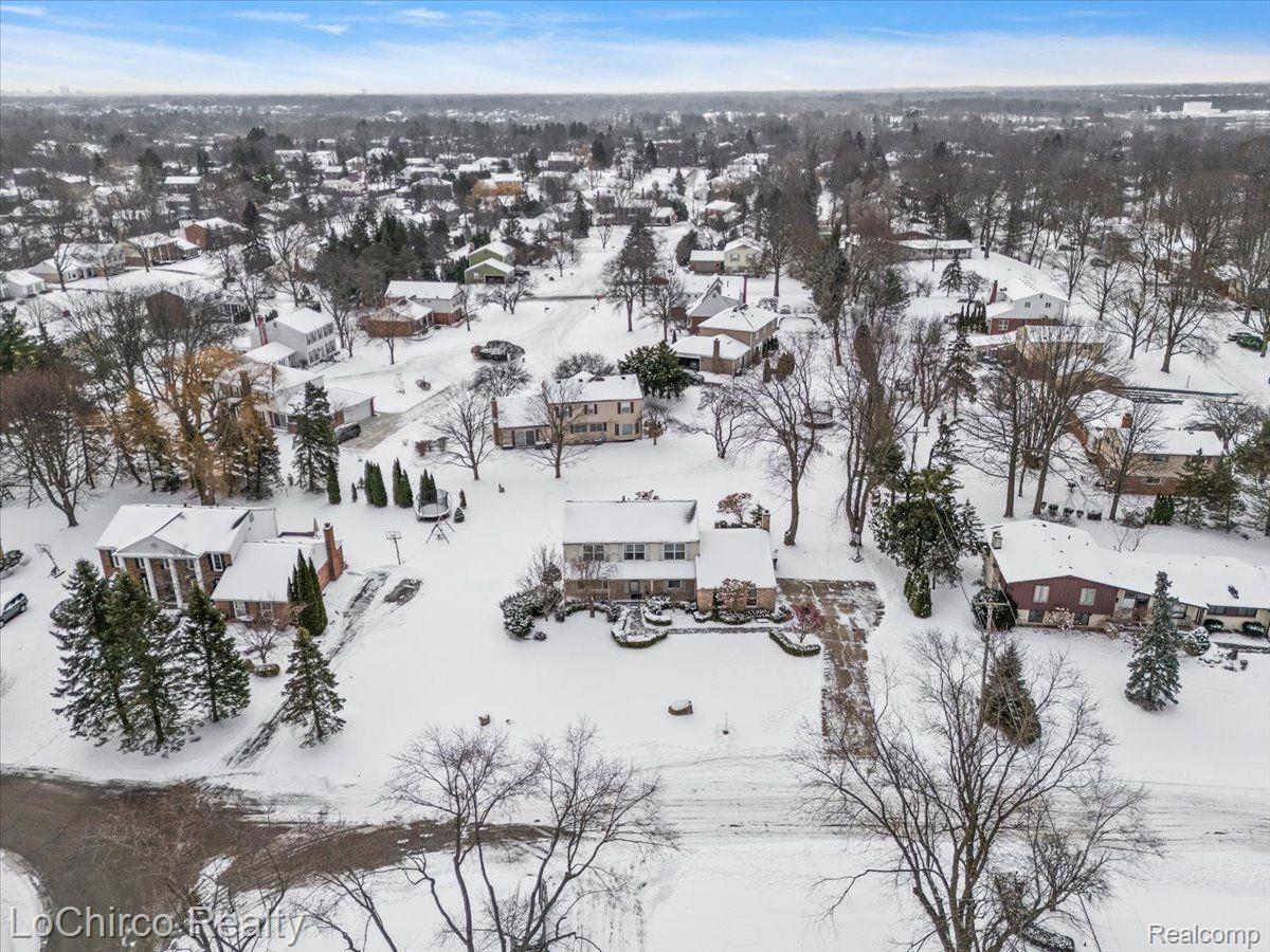 3495 MACNICHOL Trail