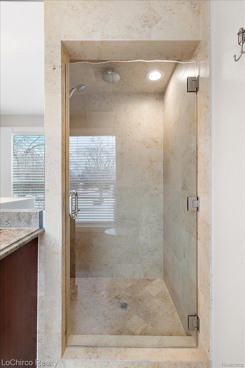 3495 MACNICHOL Trail