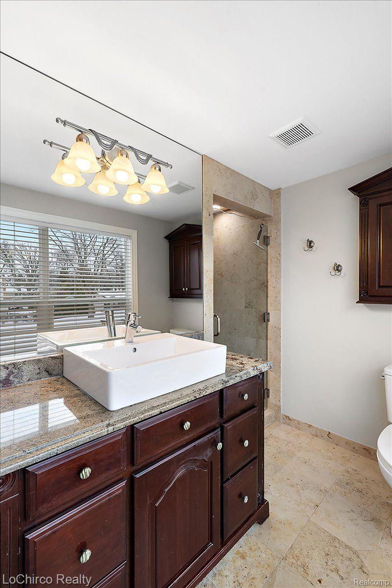 3495 MACNICHOL Trail