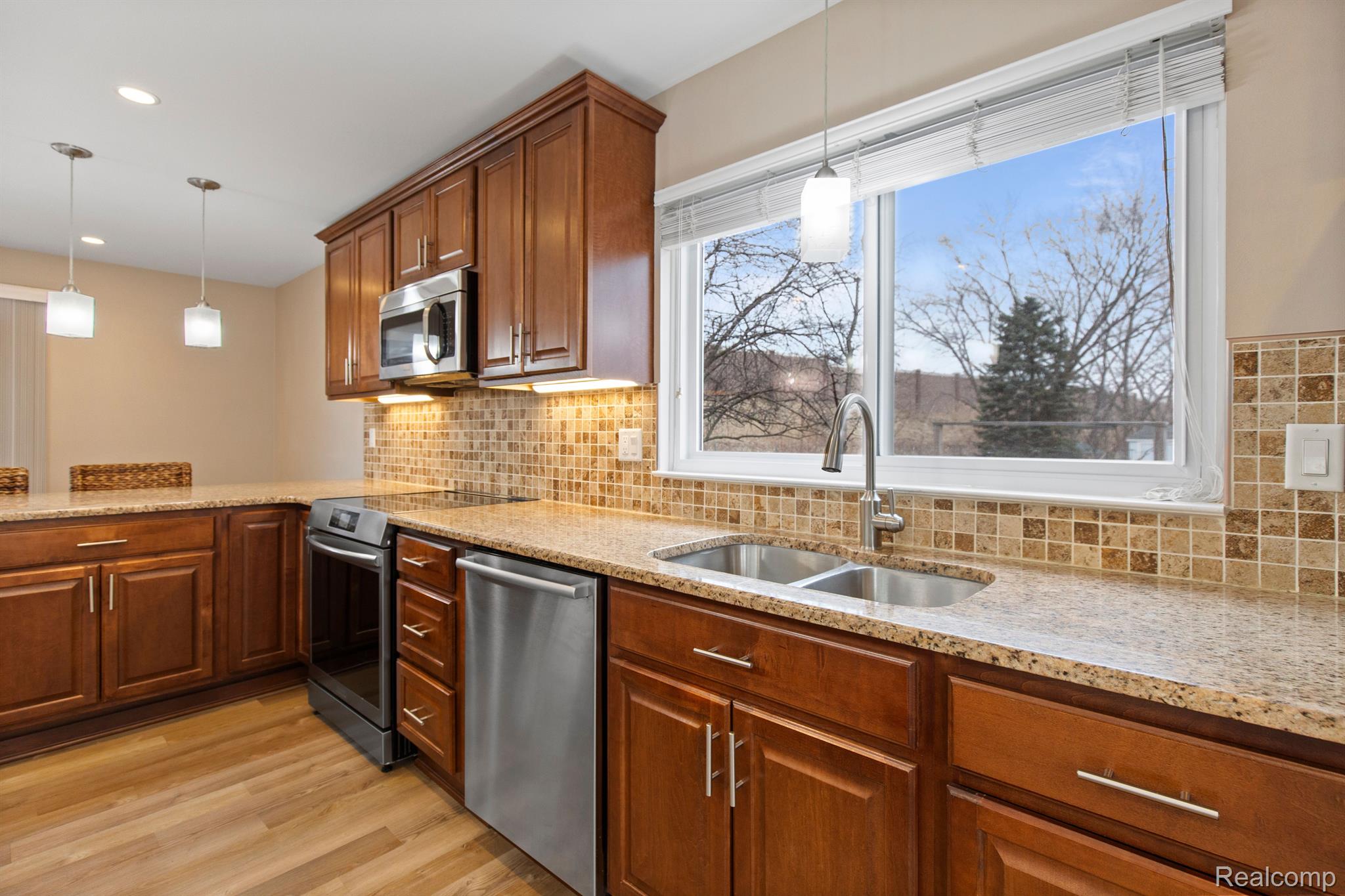 1975 FLEETWOOD Drive