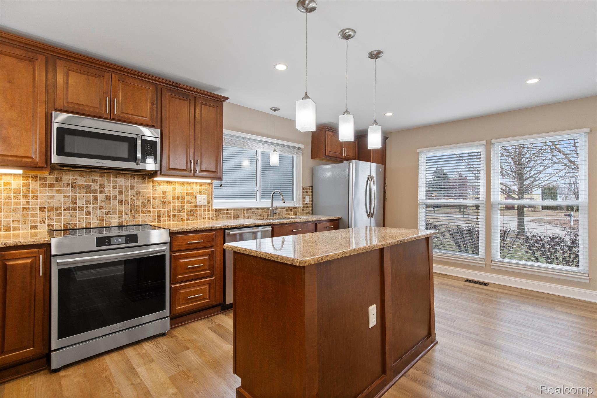 1975 FLEETWOOD Drive