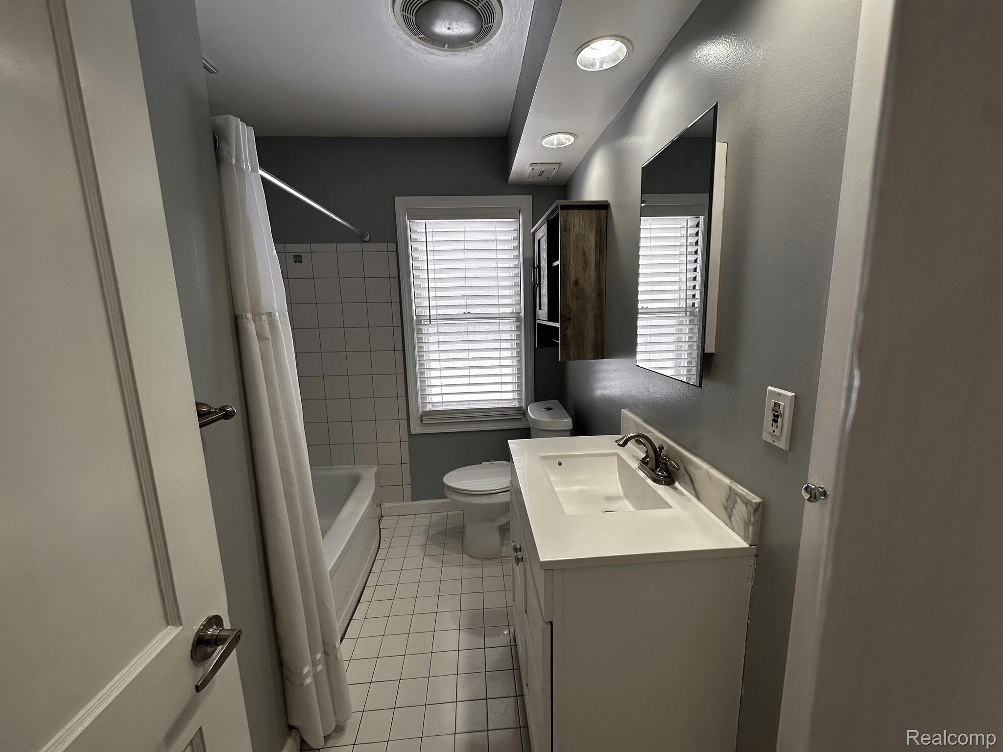 1680 PENISTONE Street