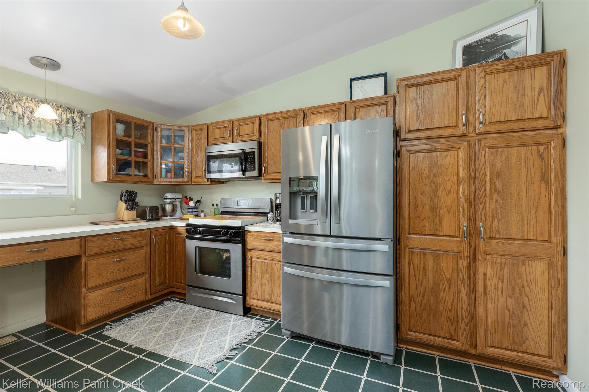 46669 ROSELANE Drive