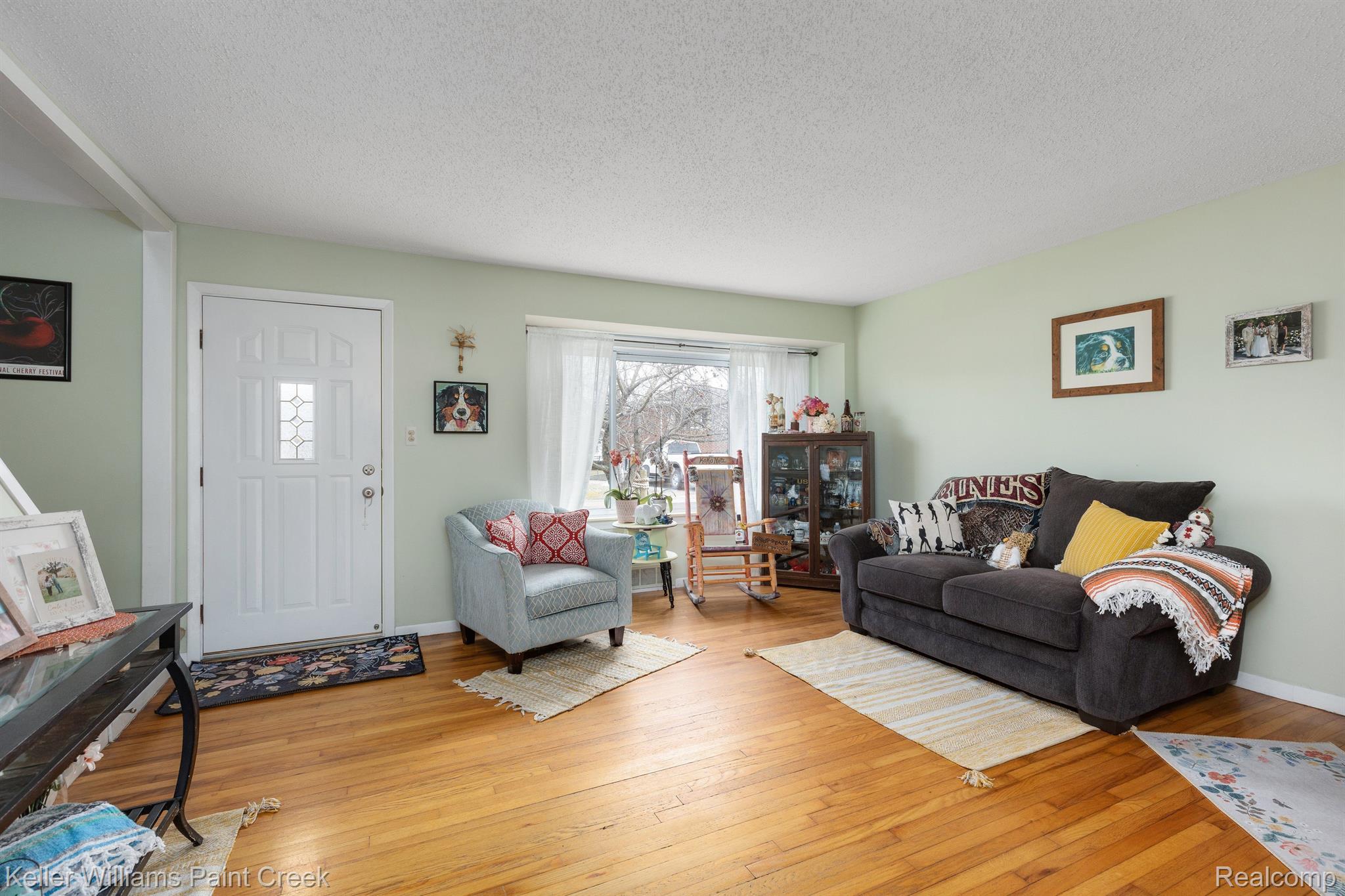 46669 ROSELANE Drive