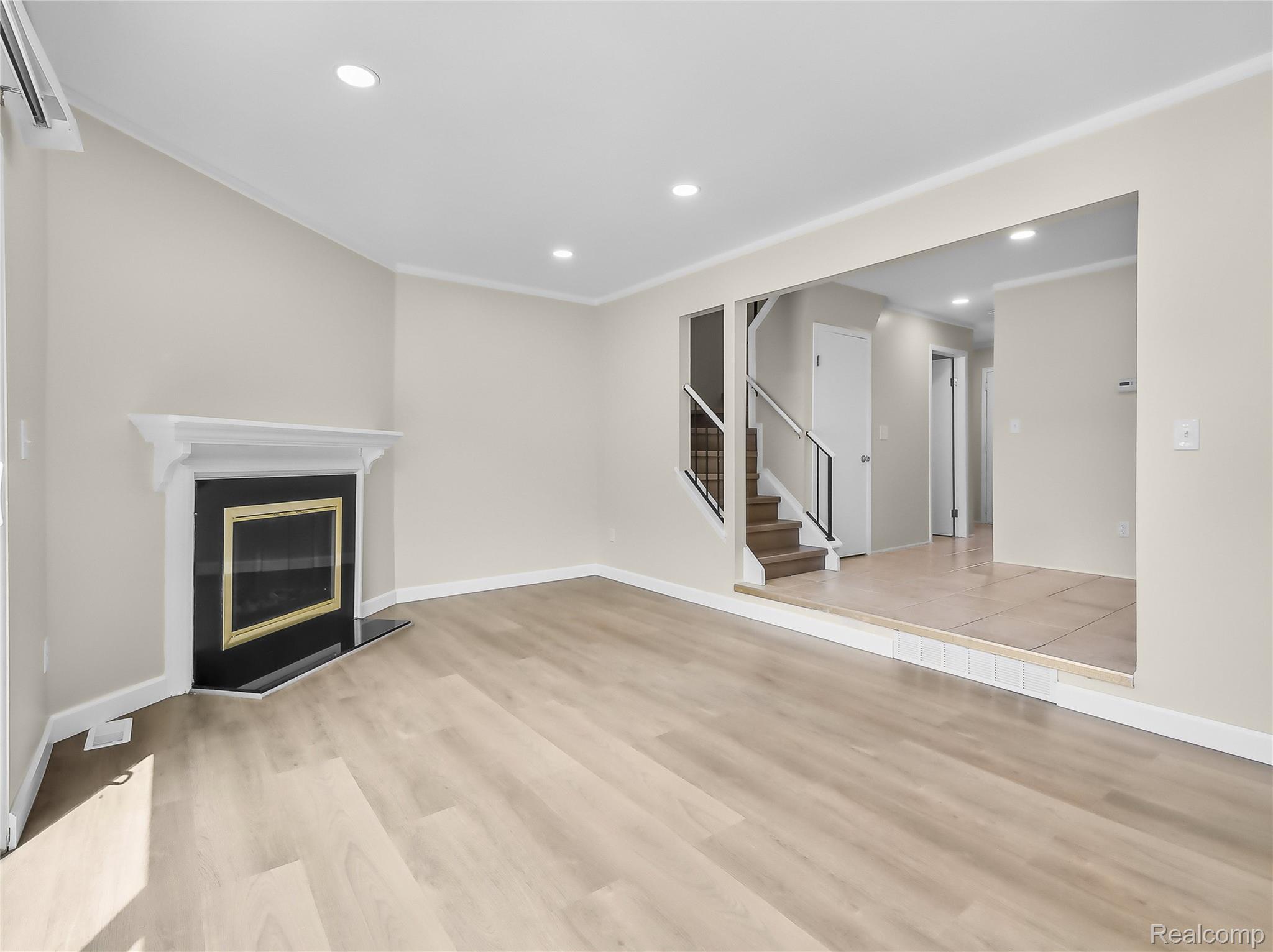 5345 Breeze Hill Place