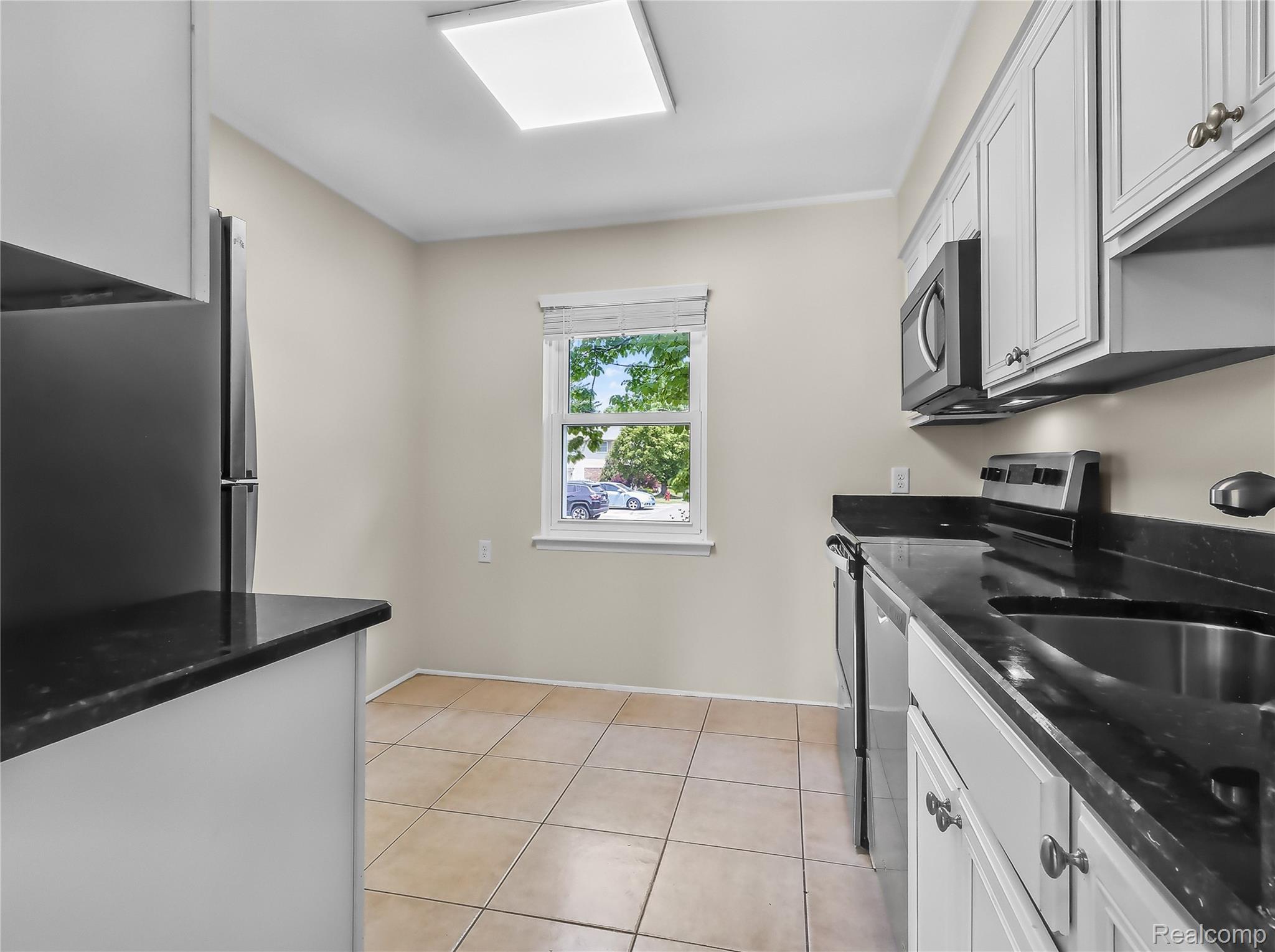 5345 Breeze Hill Place