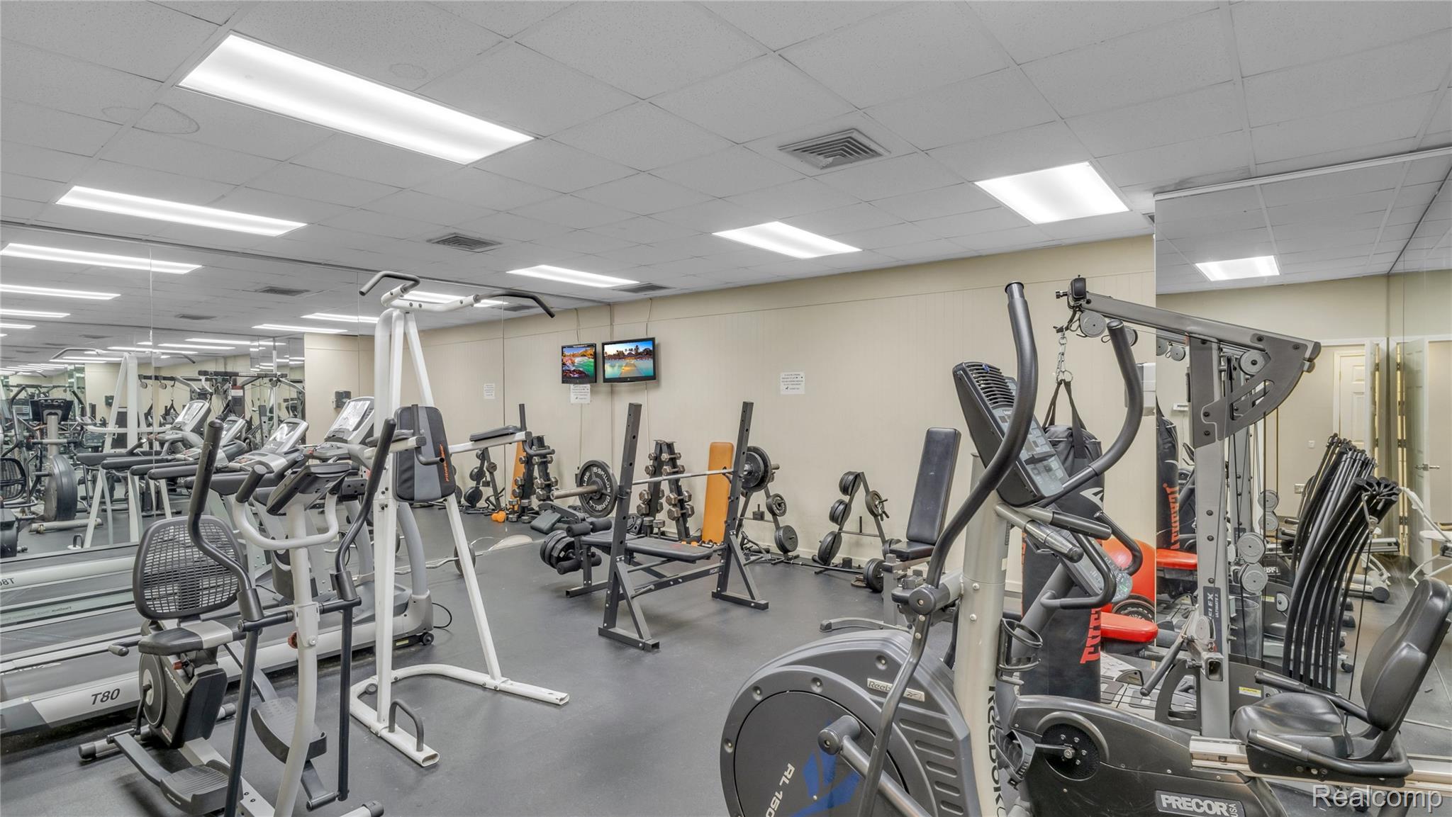 5345 Breeze Hill Place