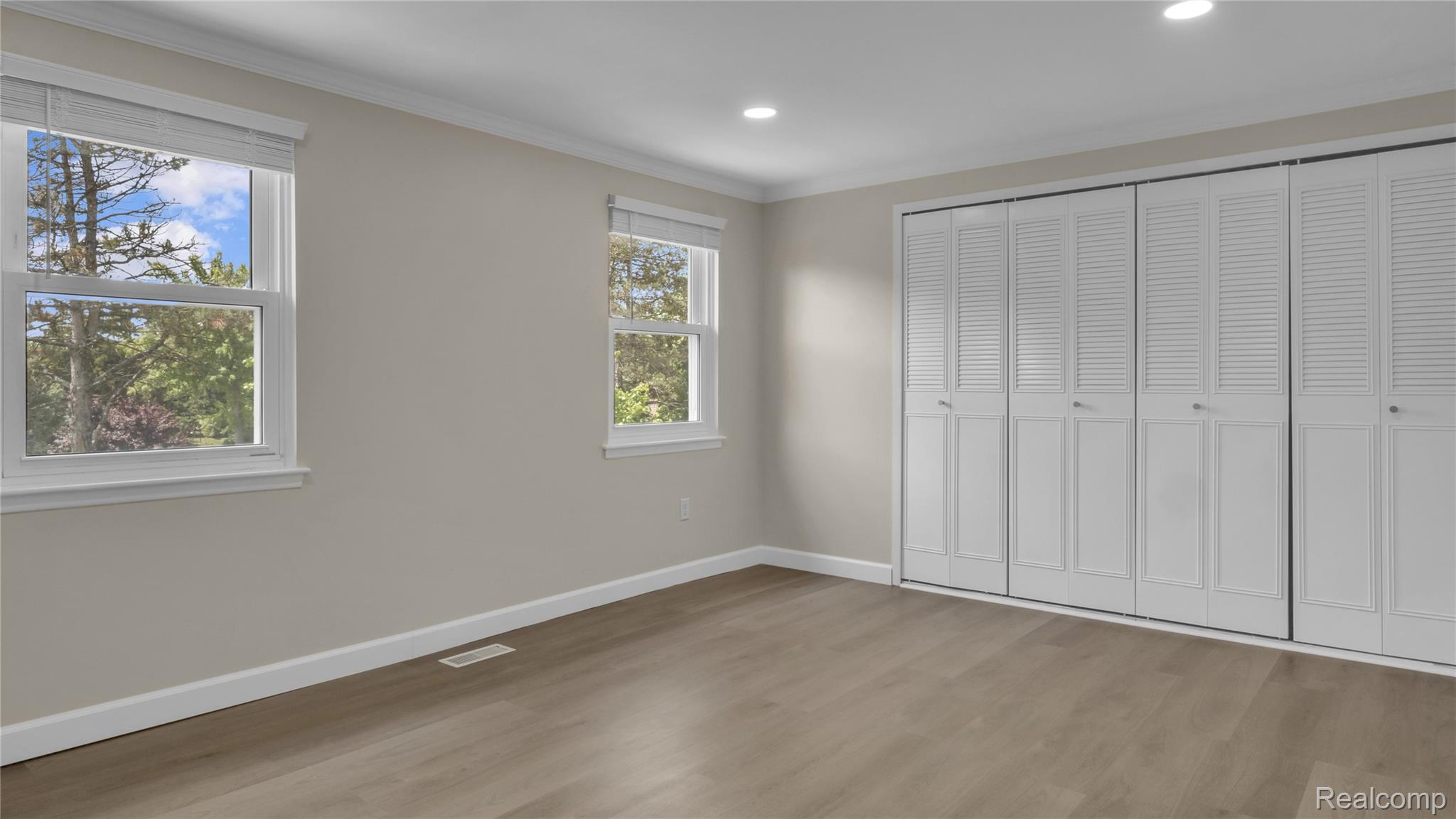 5345 Breeze Hill Place