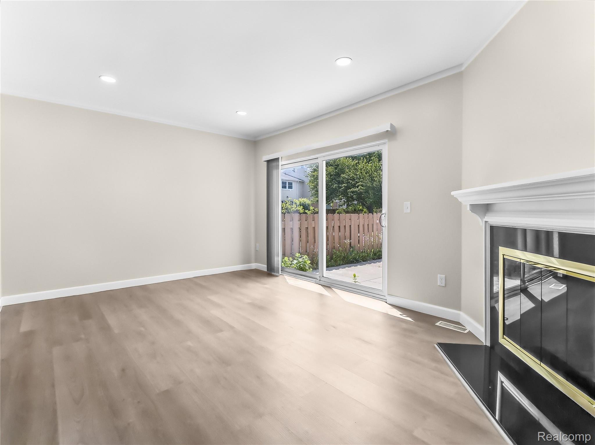 5345 Breeze Hill Place