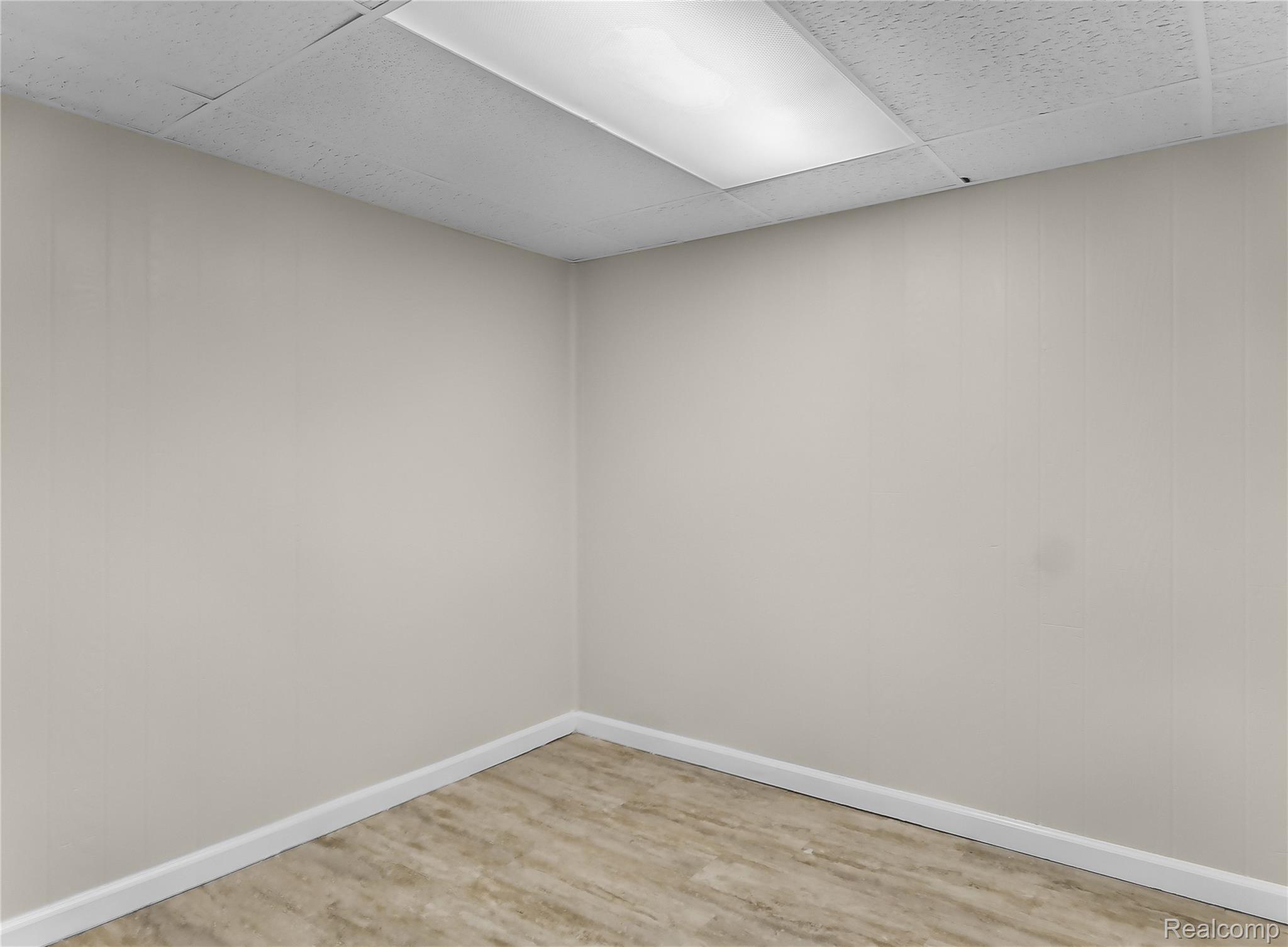 5345 Breeze Hill Place