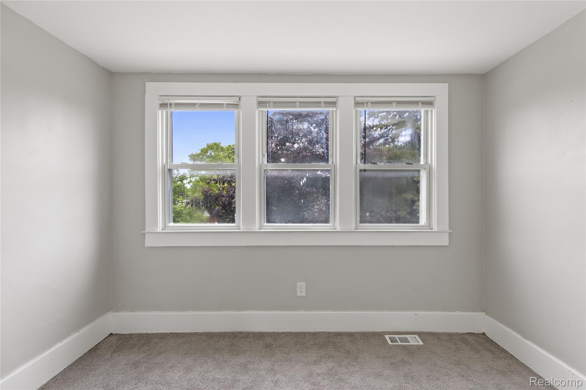 27371 Demrick Street