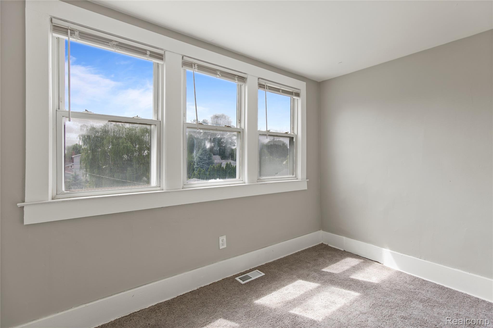 27371 Demrick Street