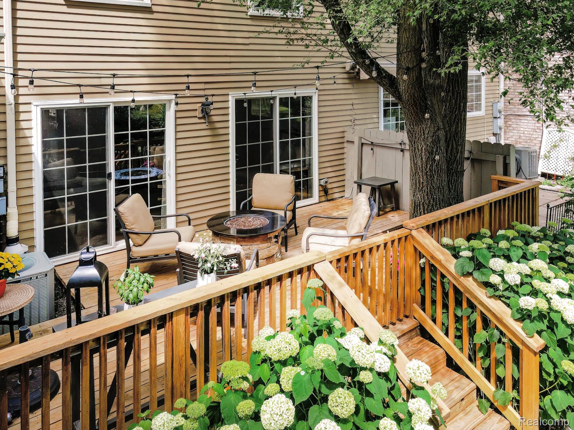 1123 Kings Cove Drive