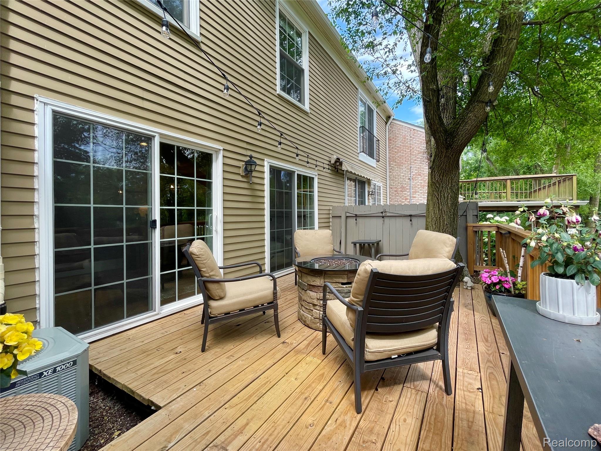 1123 Kings Cove Drive