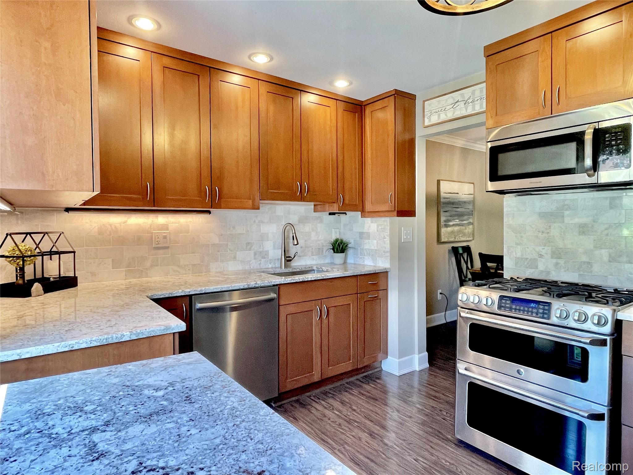 1123 Kings Cove Drive