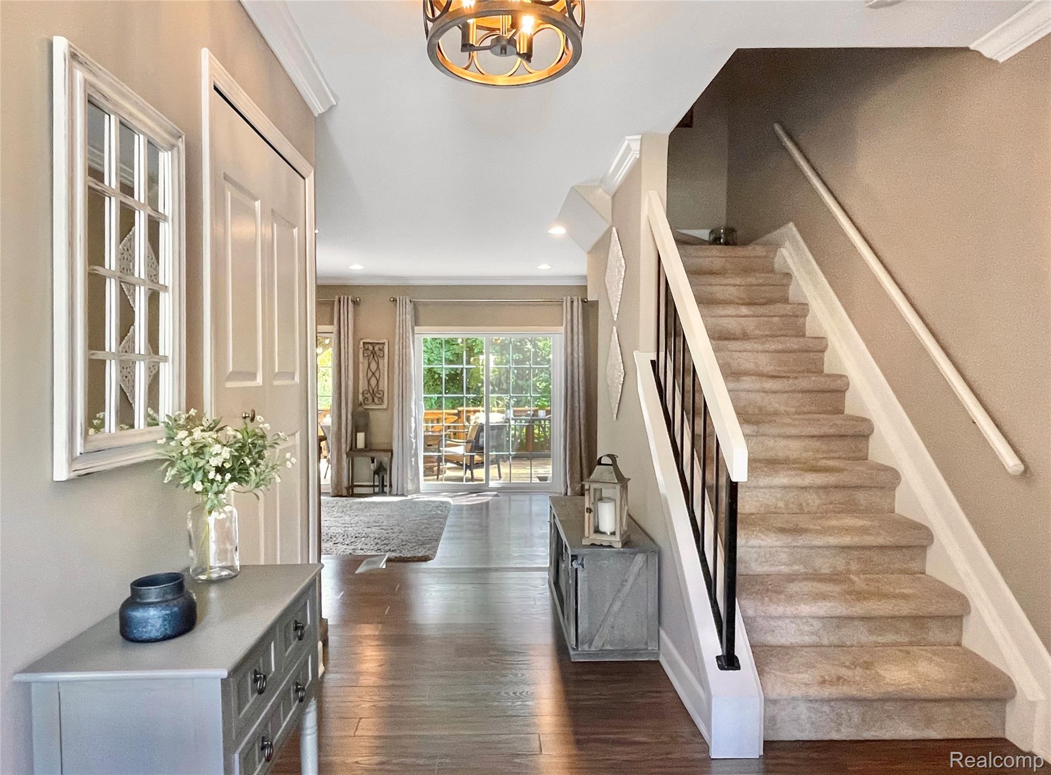 1123 Kings Cove Drive