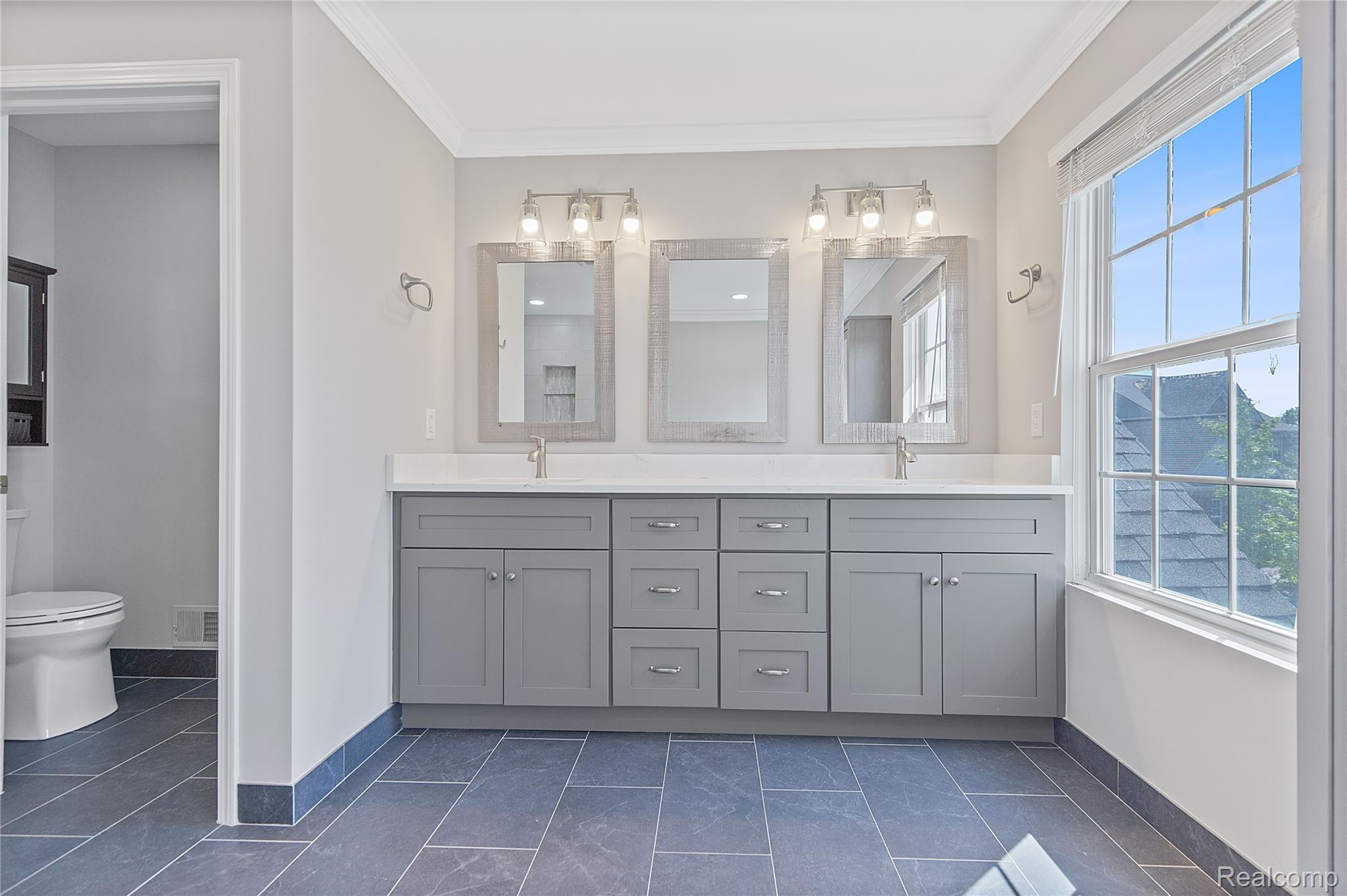 4360 Carriage Hill Court