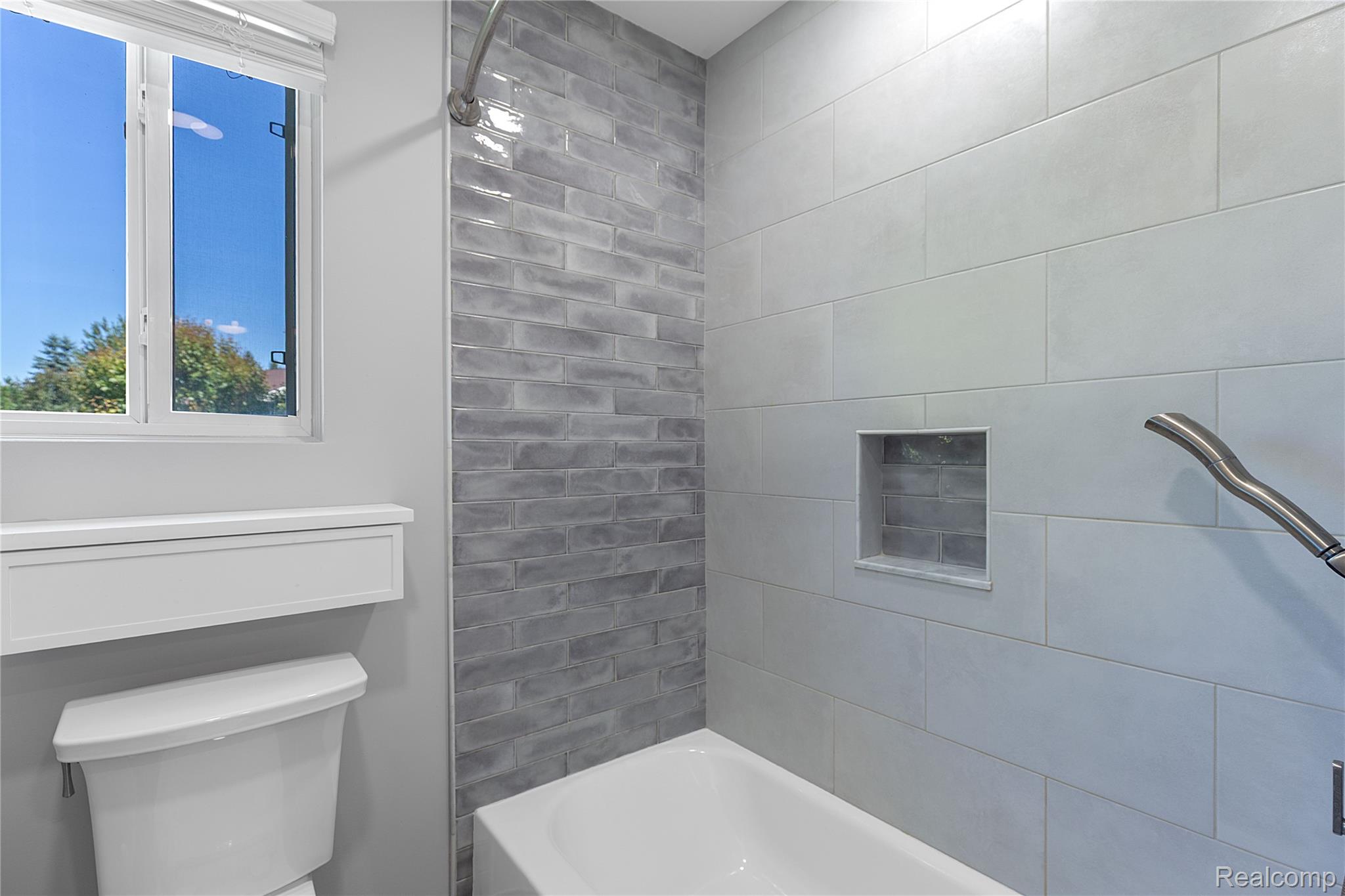 4360 Carriage Hill Court