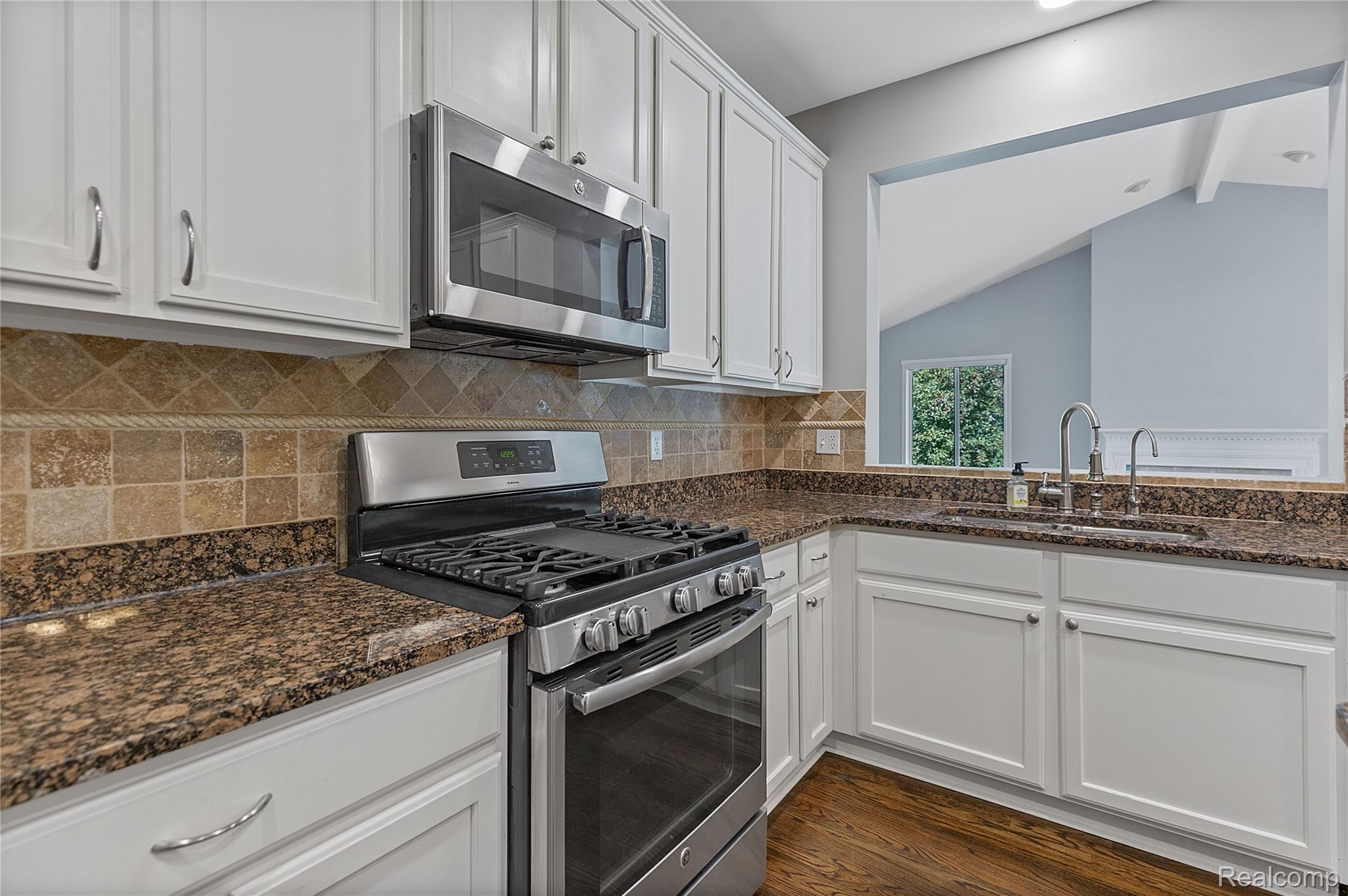 4360 Carriage Hill Court