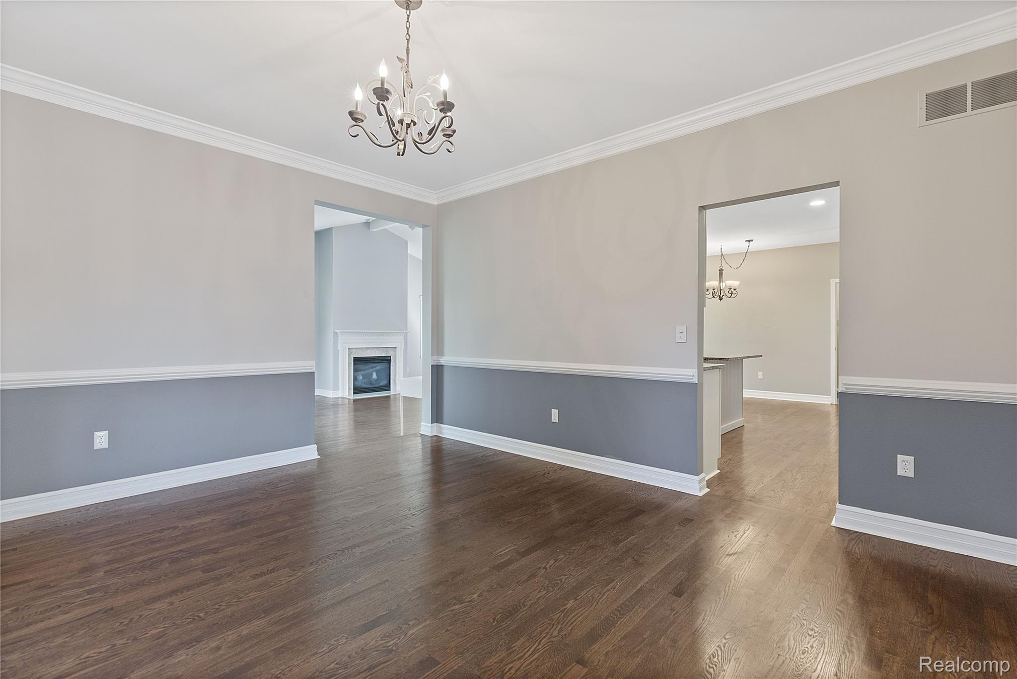 4360 Carriage Hill Court