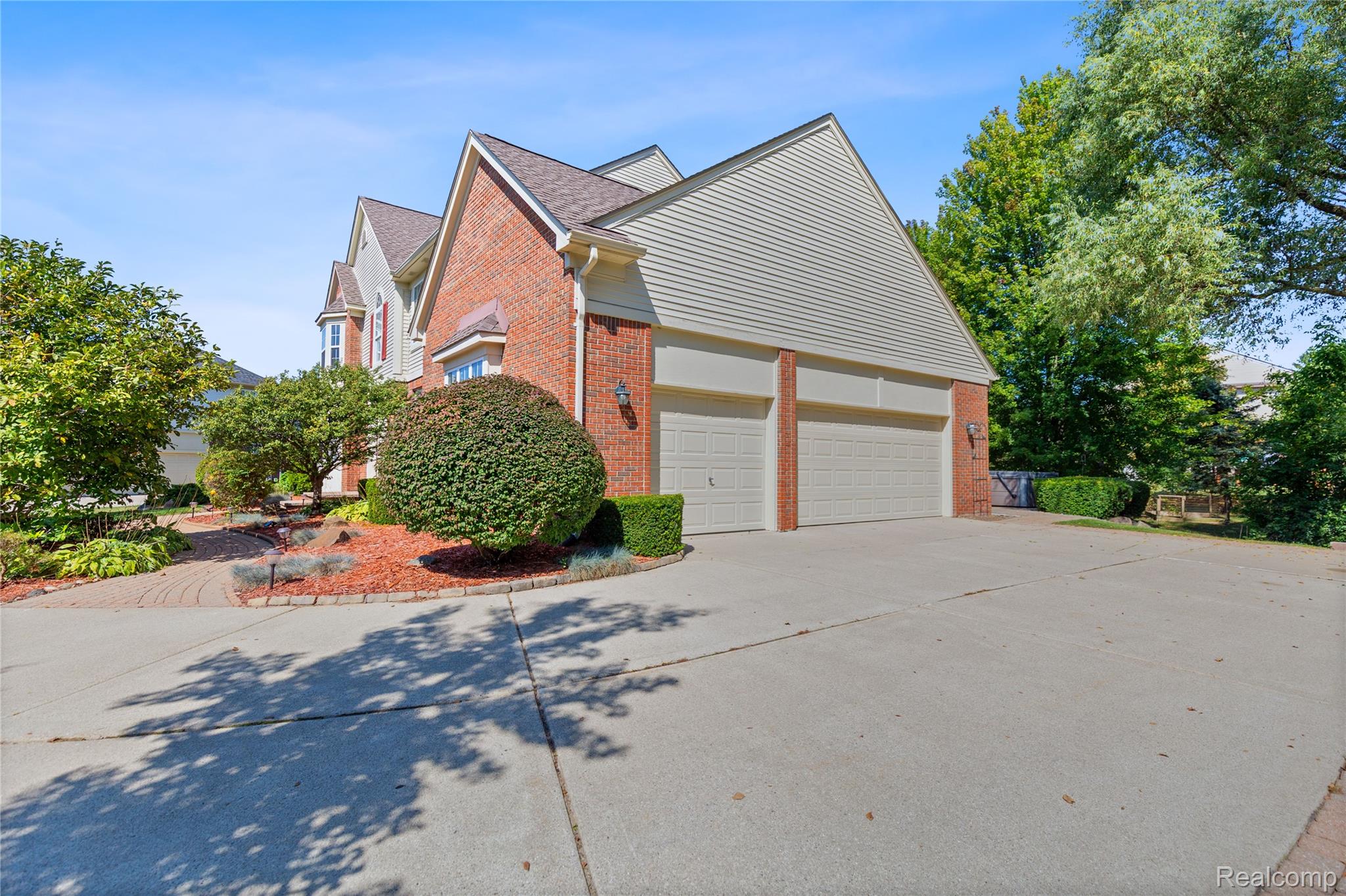 4360 Carriage Hill Court