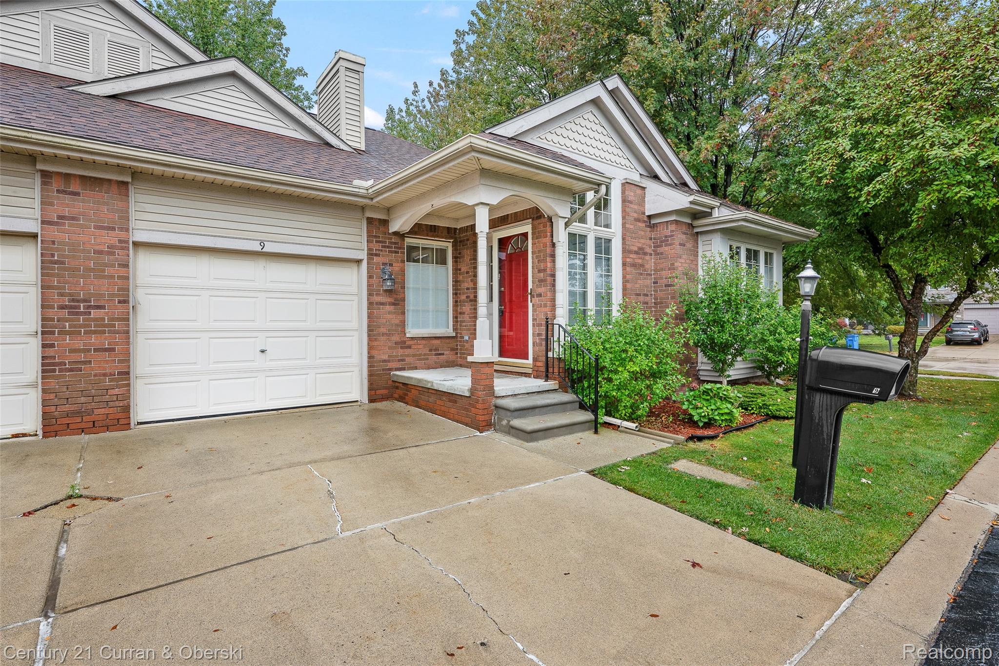 9 Canfield Circle