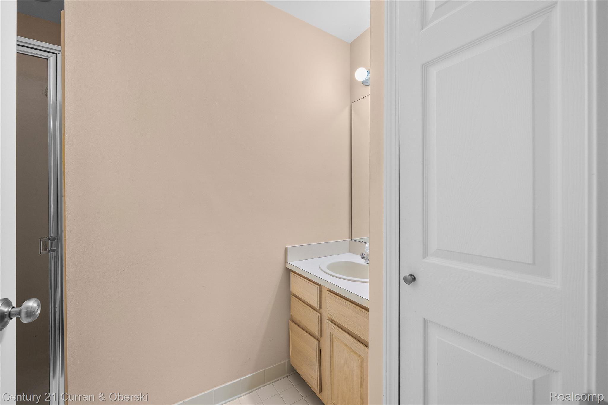 9 Canfield Circle