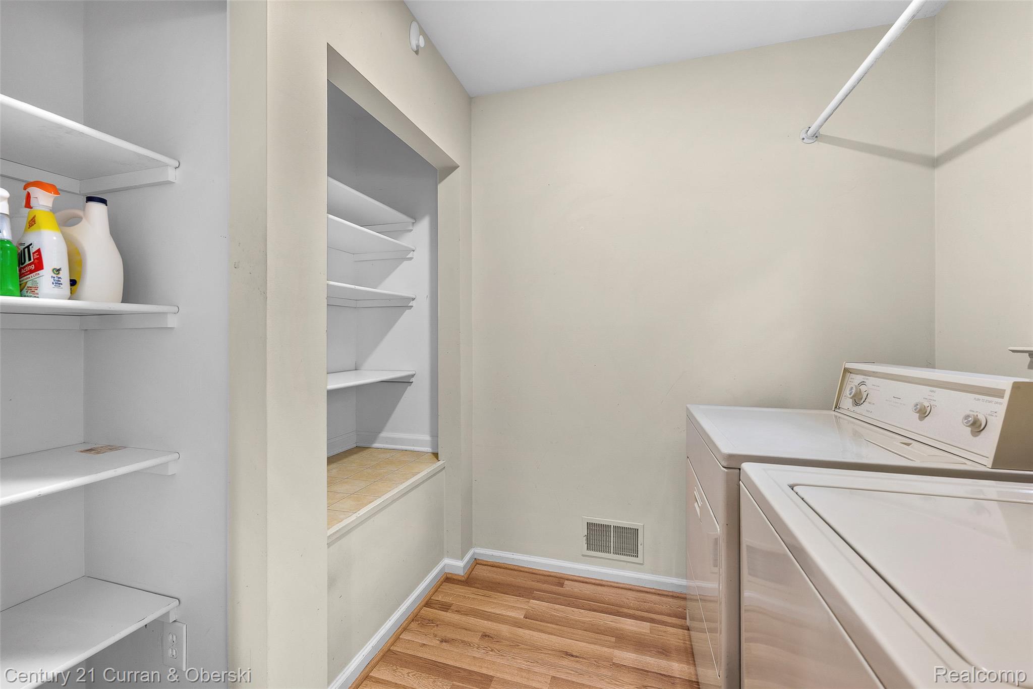 9 Canfield Circle