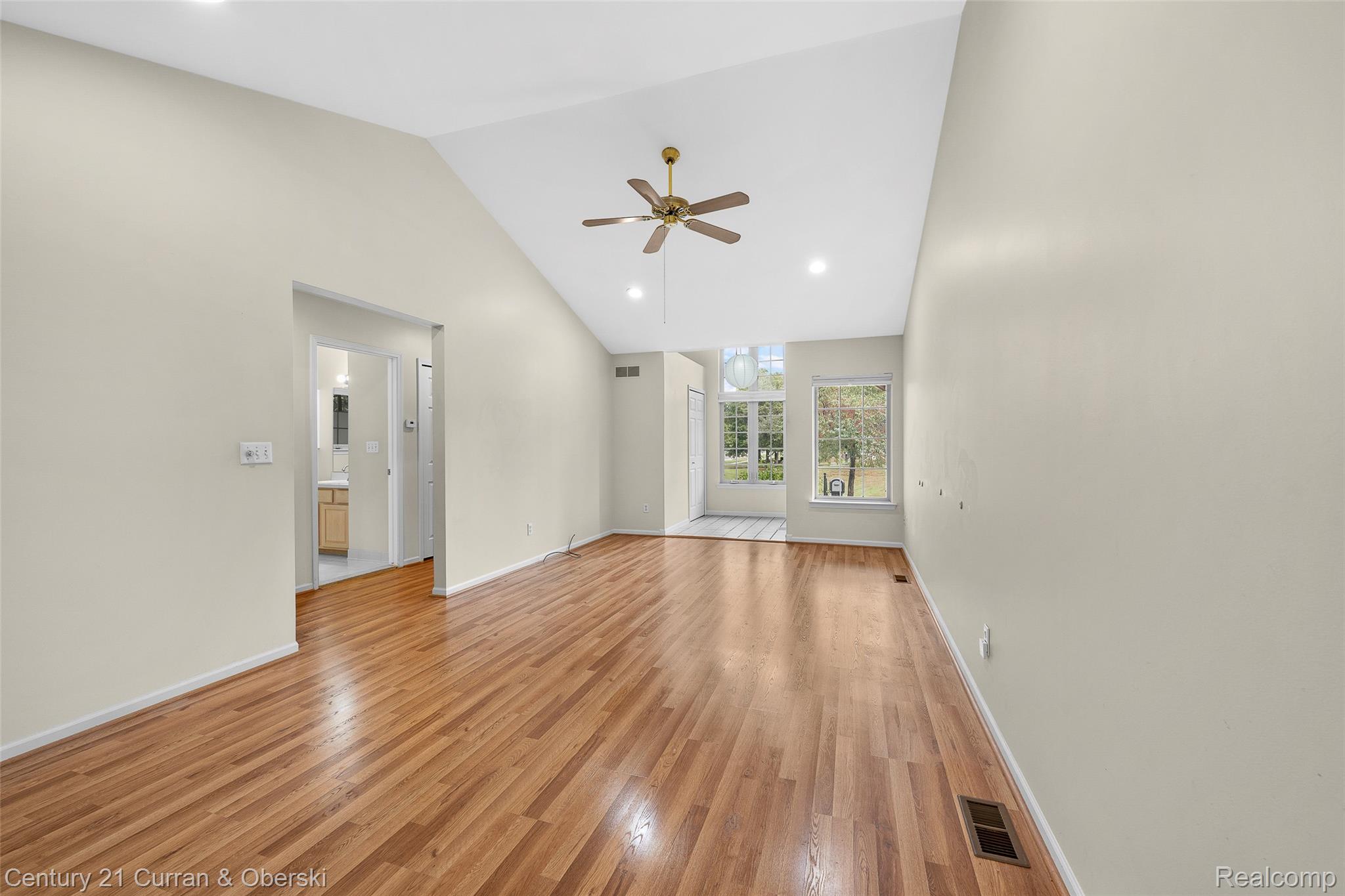 9 Canfield Circle
