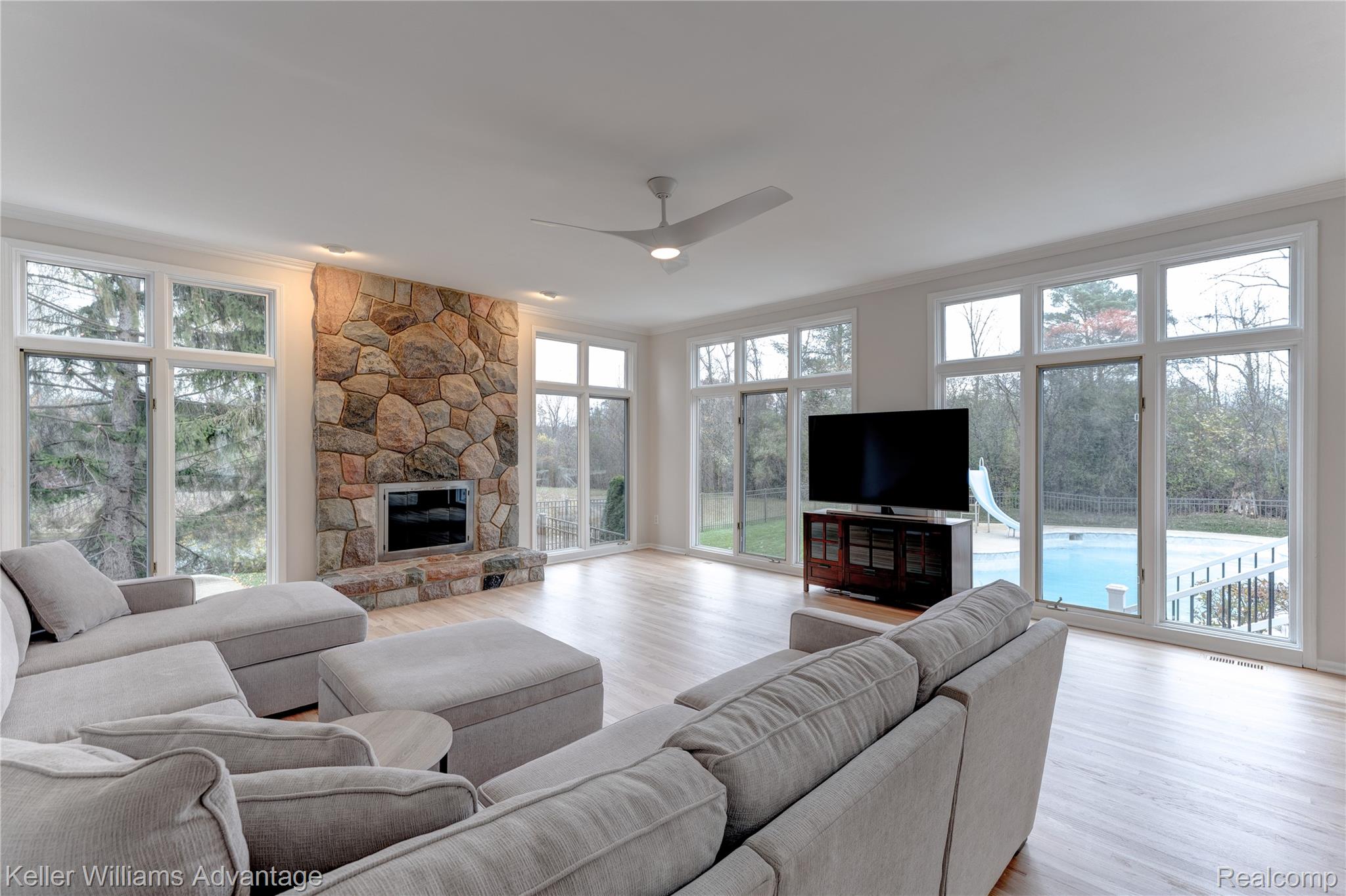 25792 Cheyenne Drive