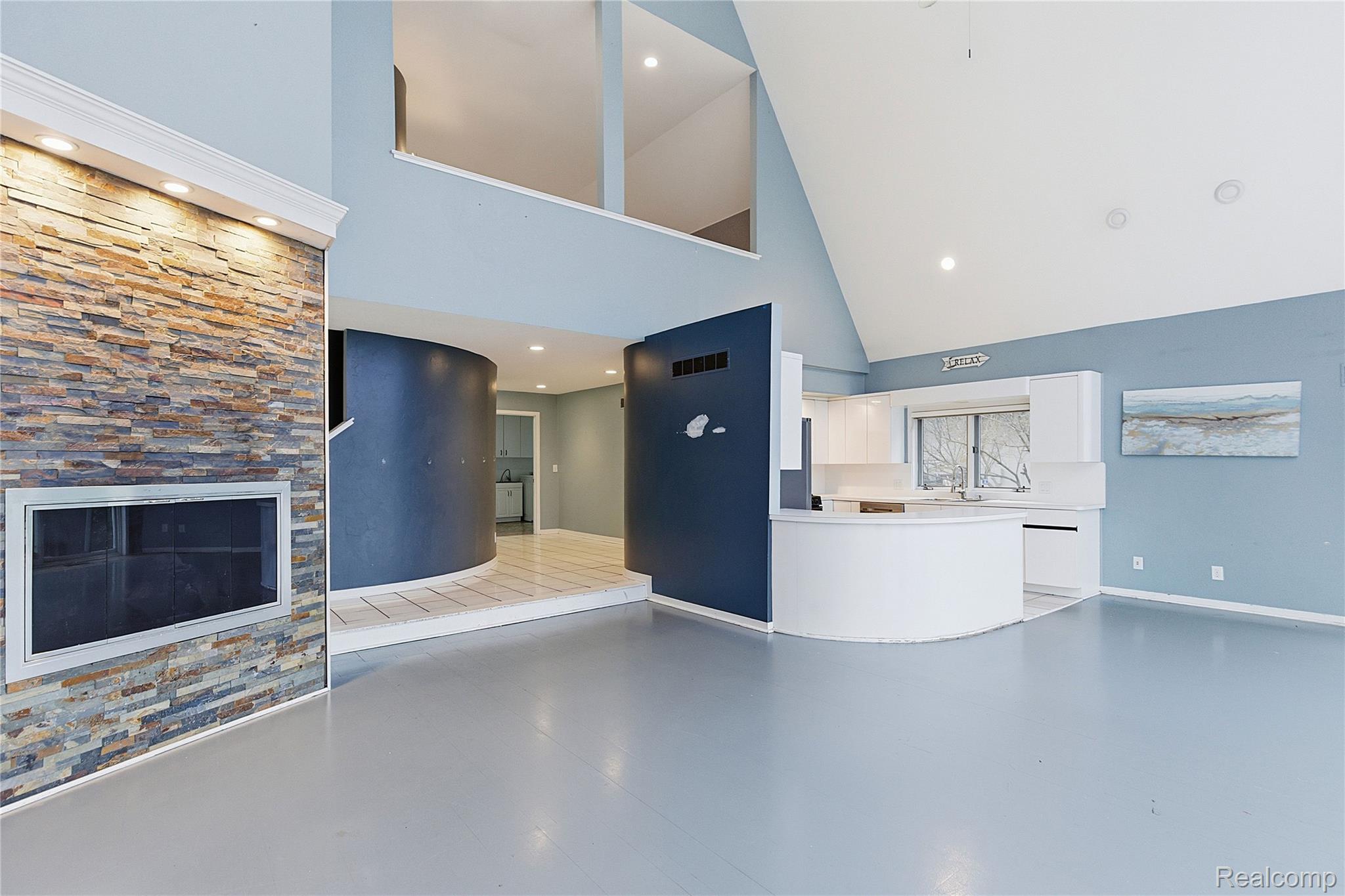 2347 Silverdown Court