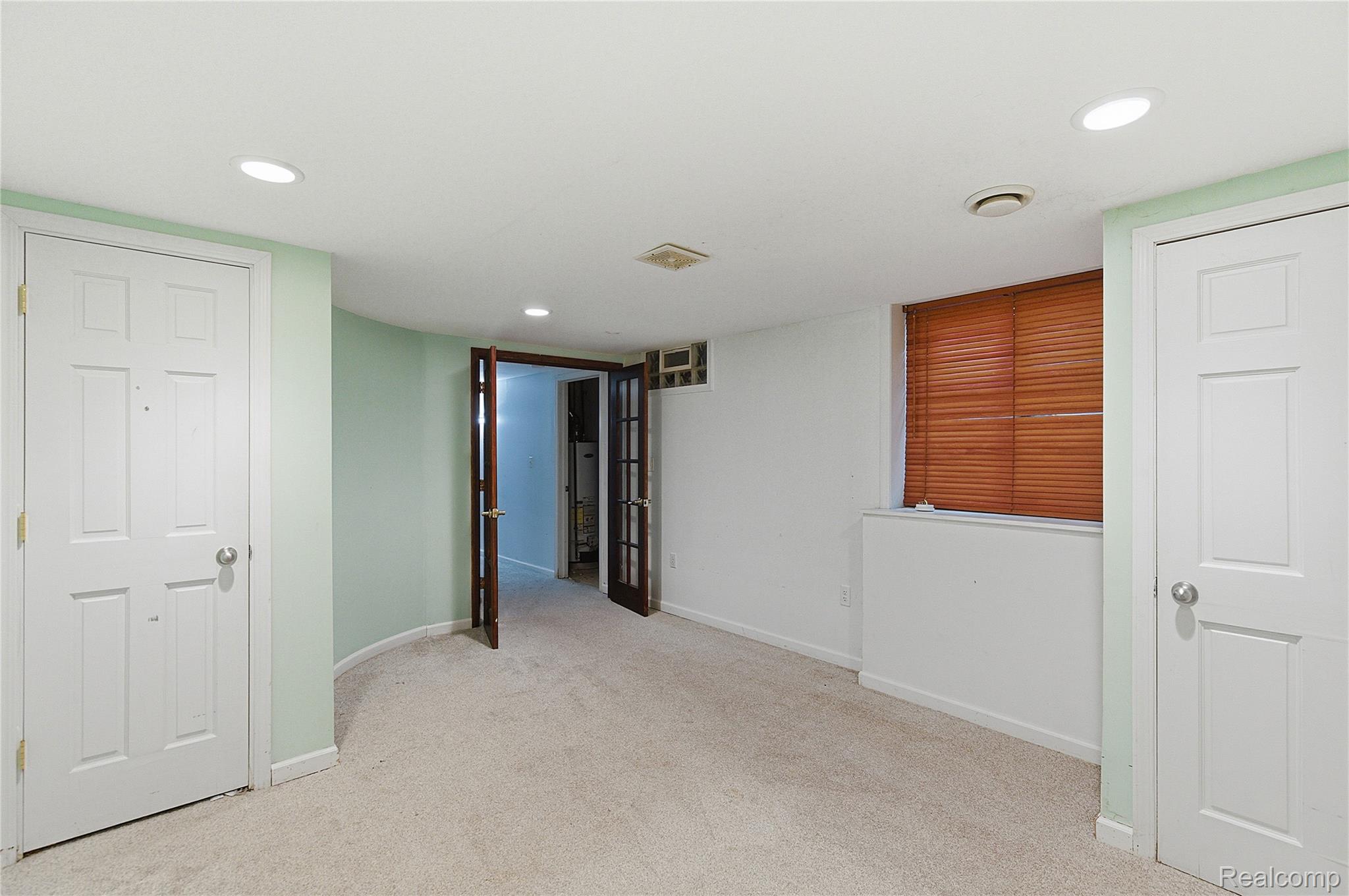 2347 Silverdown Court