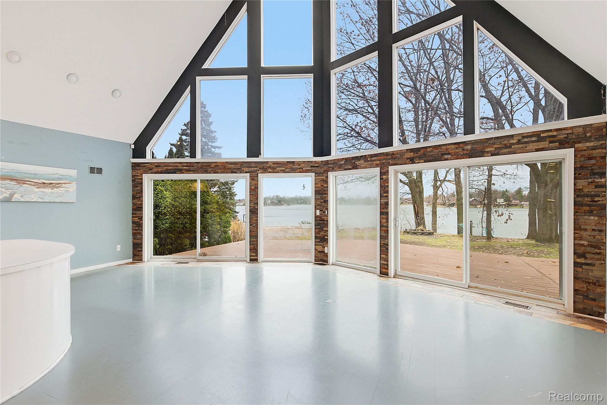 2347 Silverdown Court