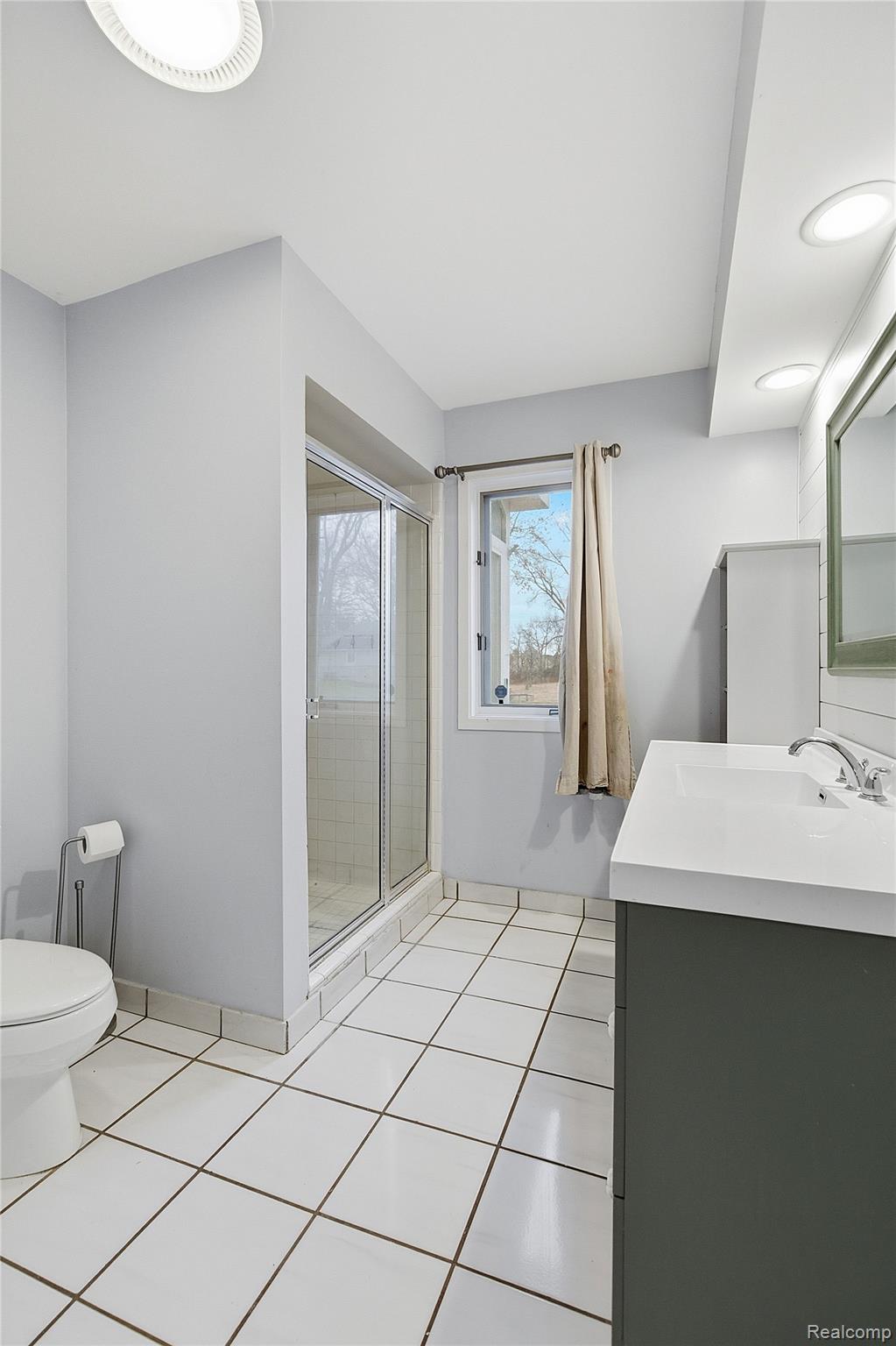 2347 Silverdown Court